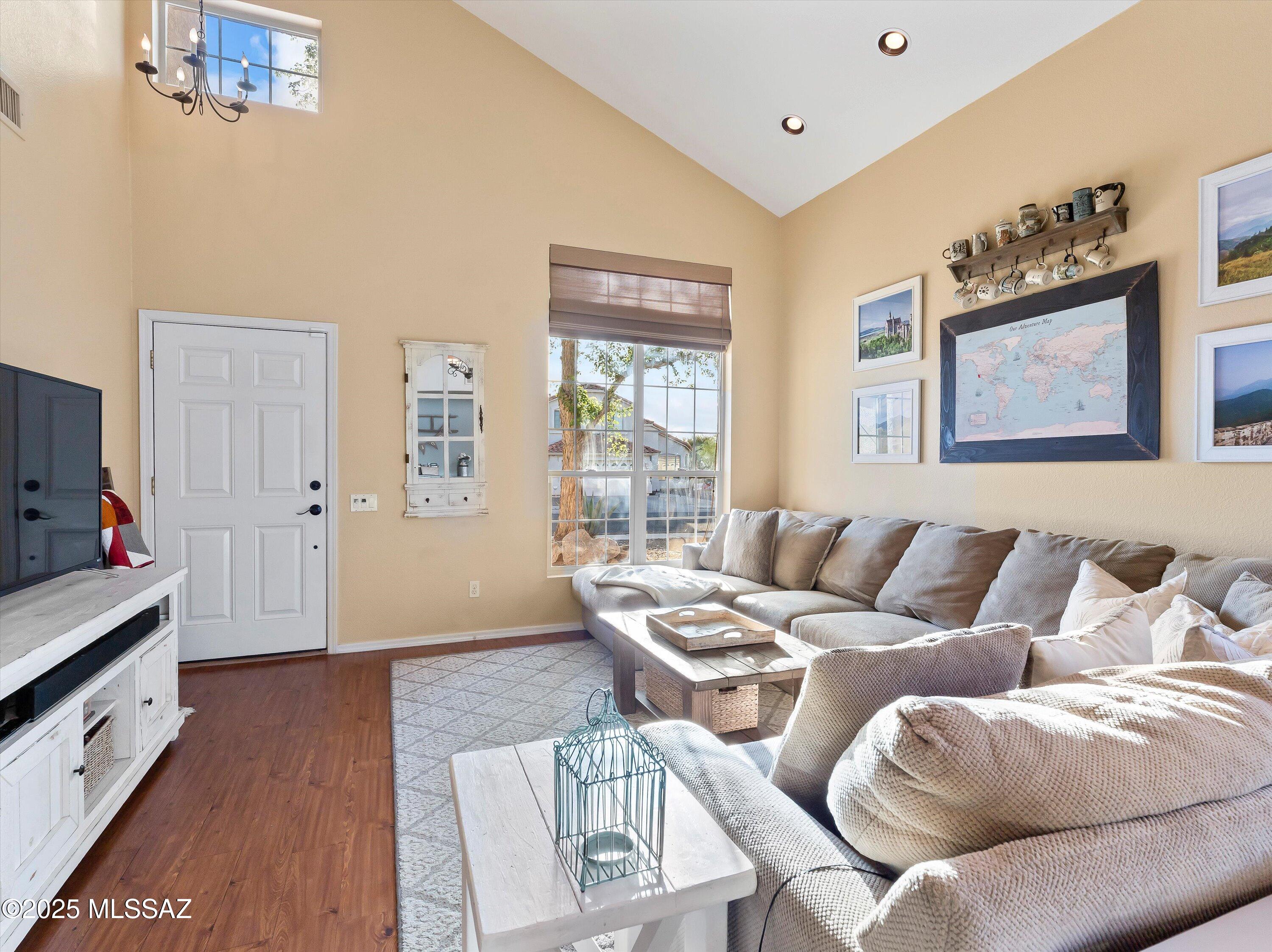 9880 E Cisco Court