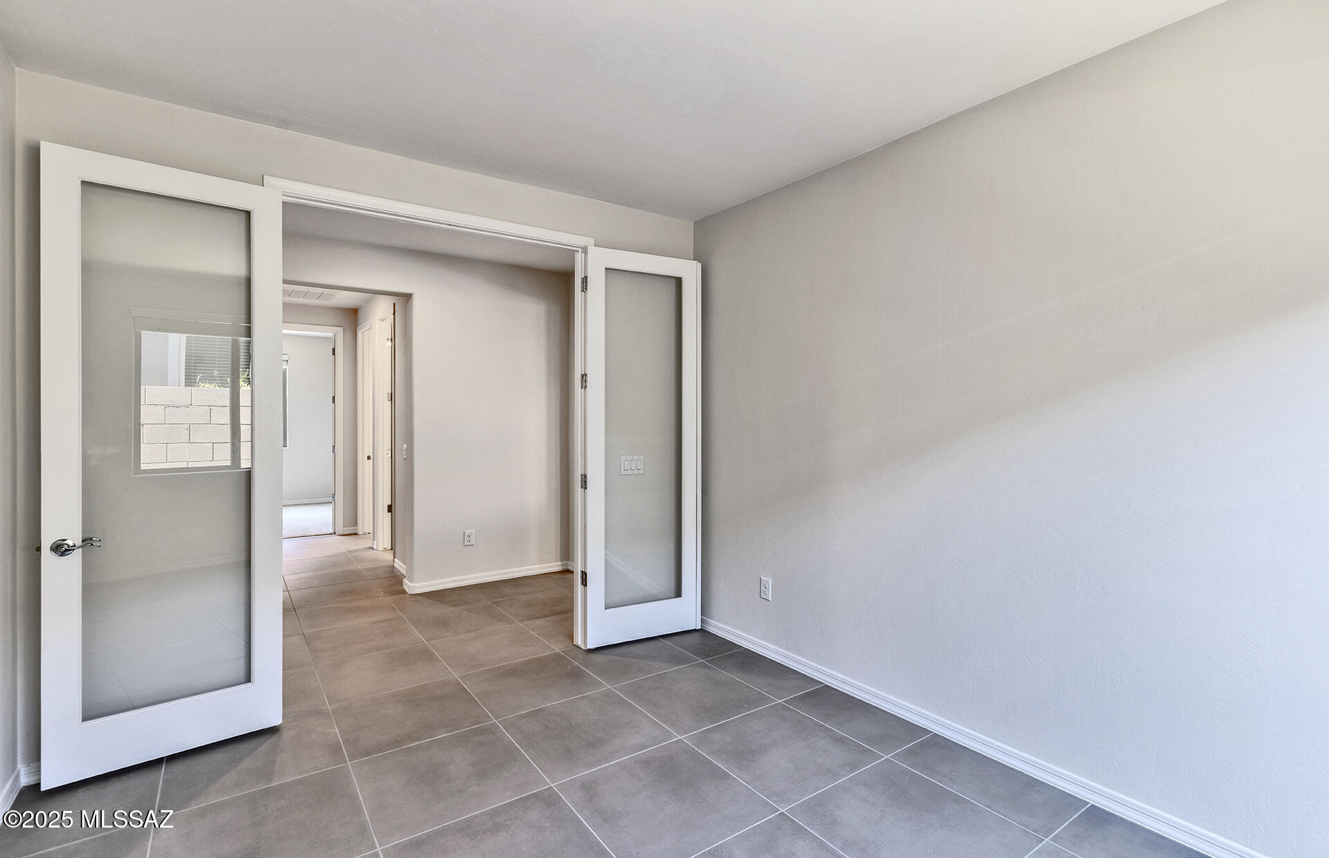 14385 N Saguaro Nest Trail