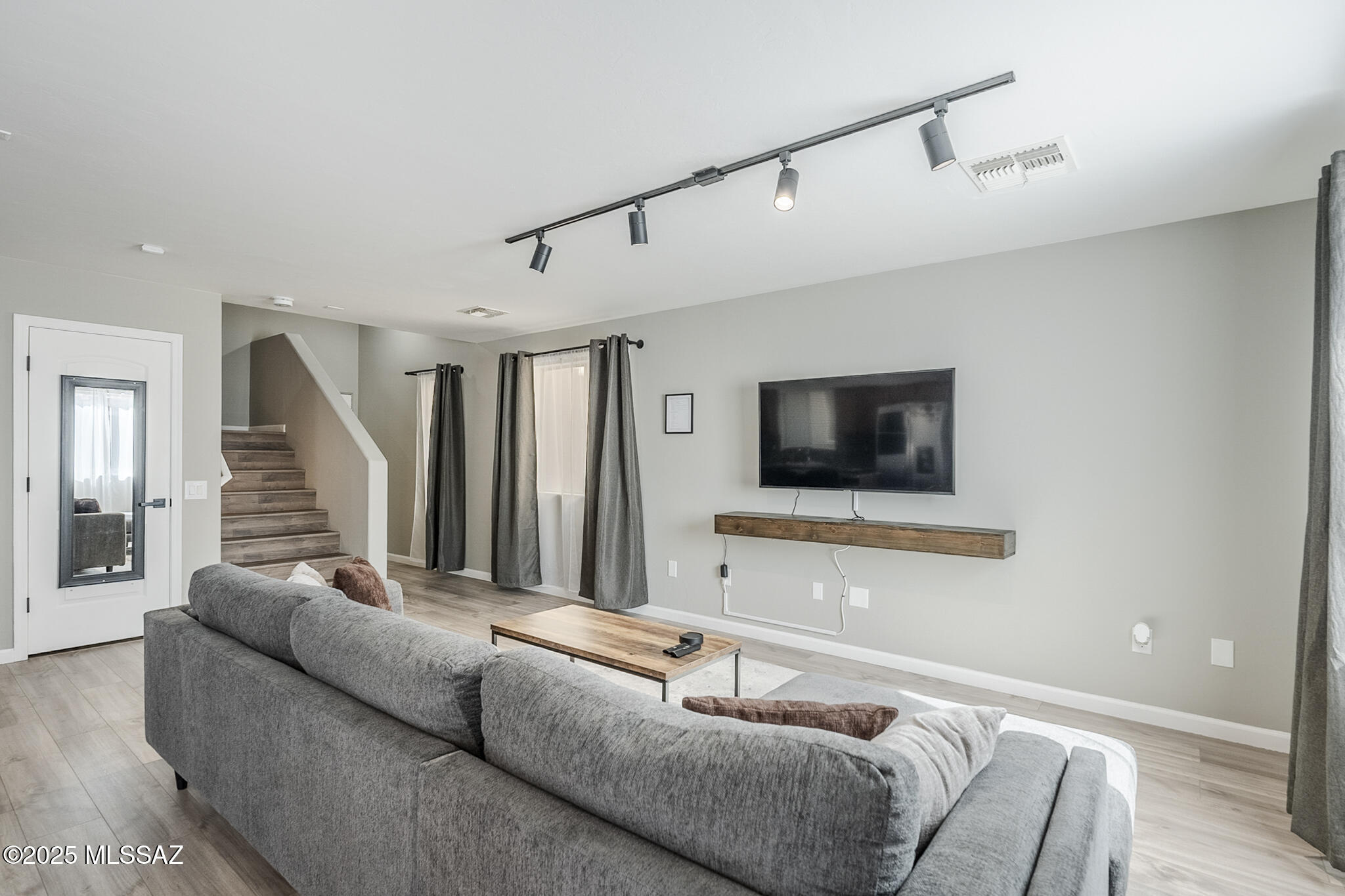 14304 S Camino El Galan