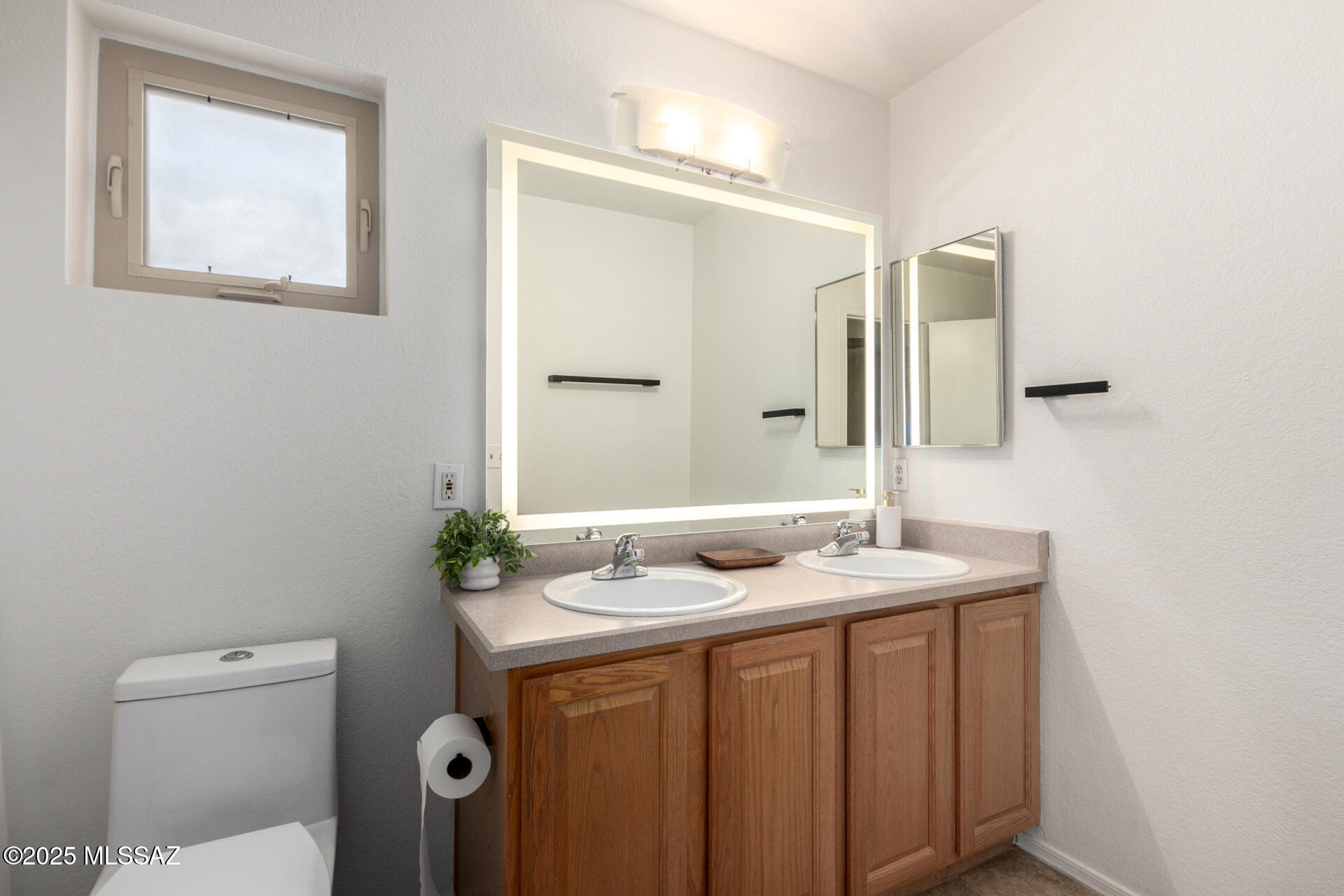 4781 E Joslyn Heights Place