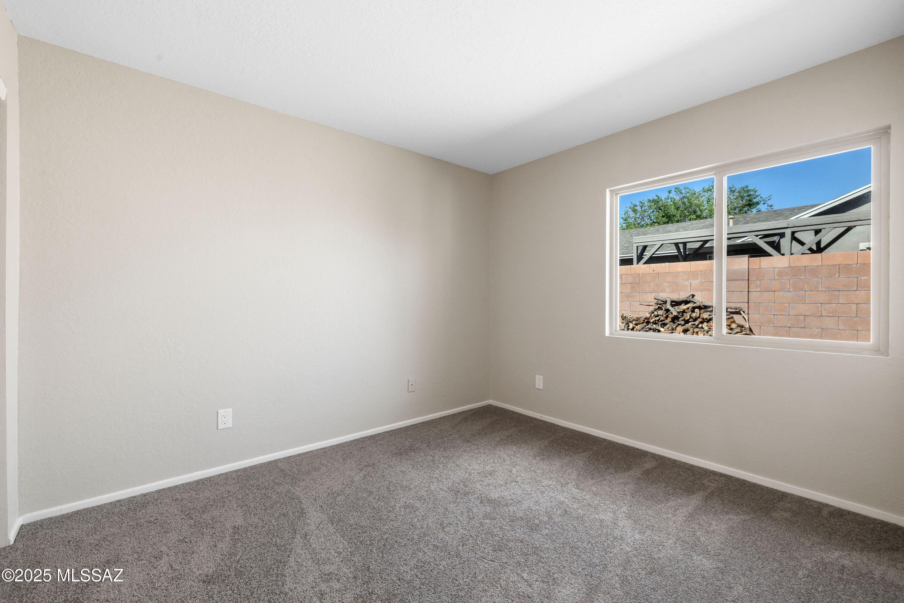 10016 E Leila Drive