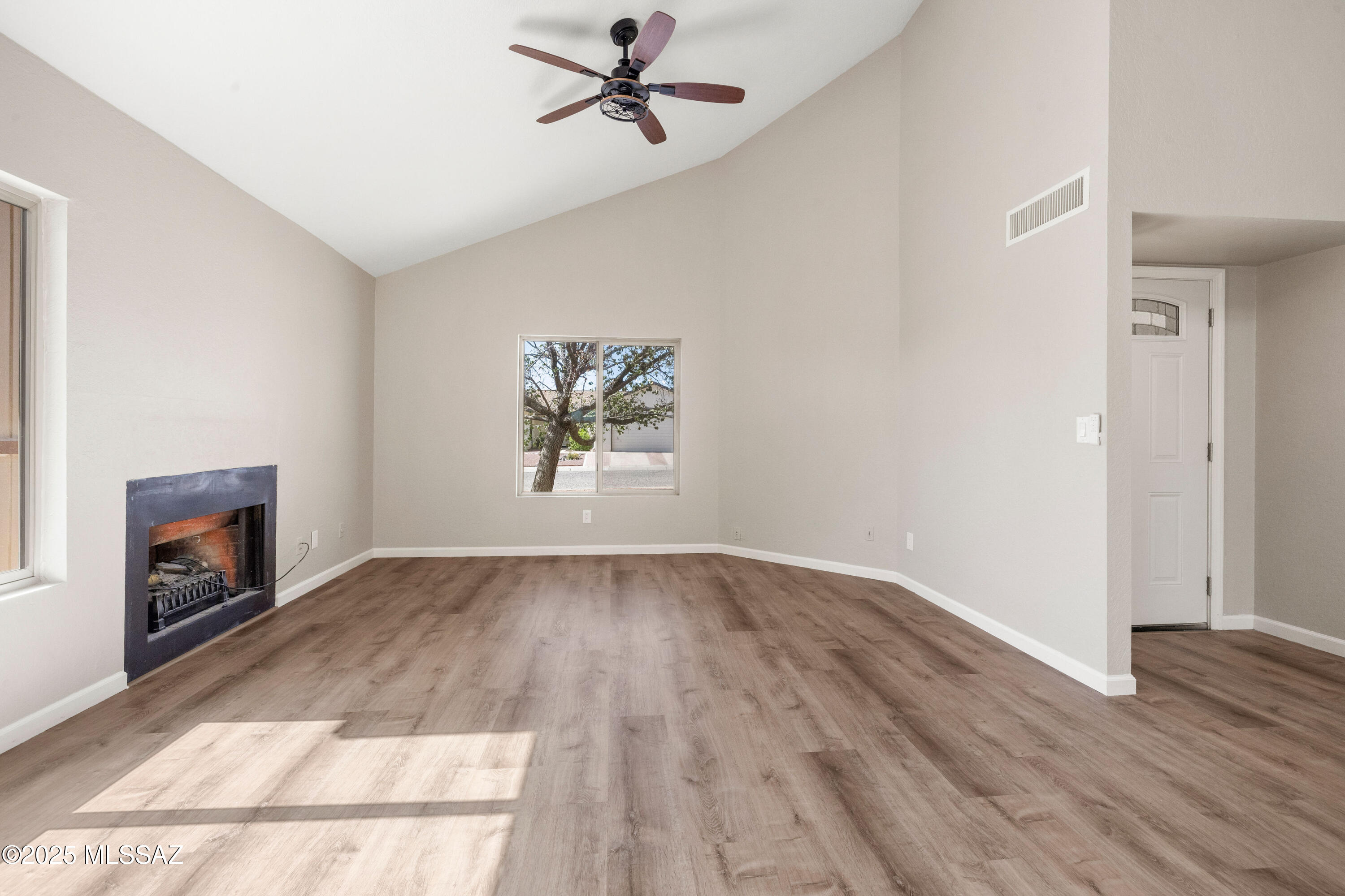 10016 E Leila Drive