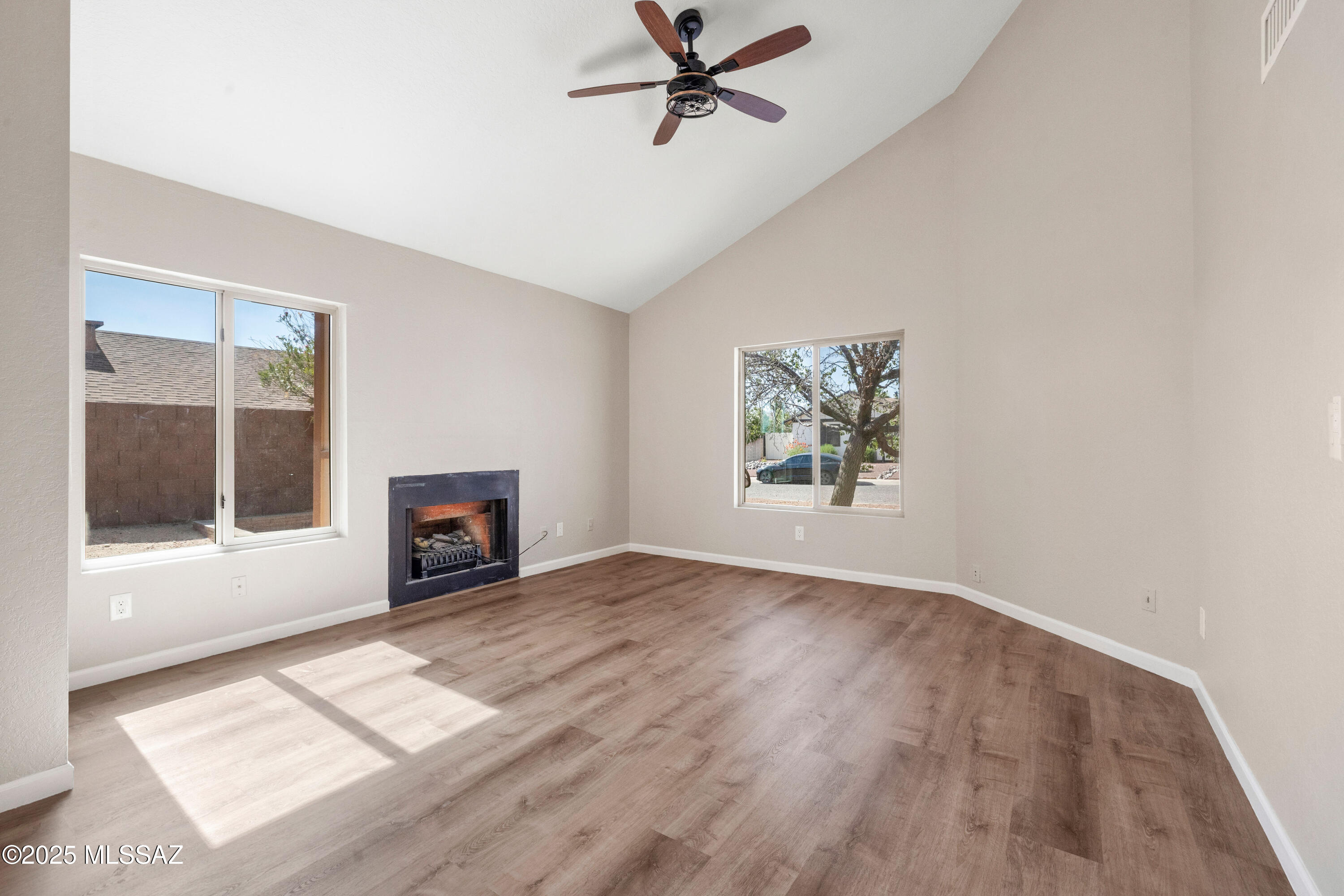 10016 E Leila Drive