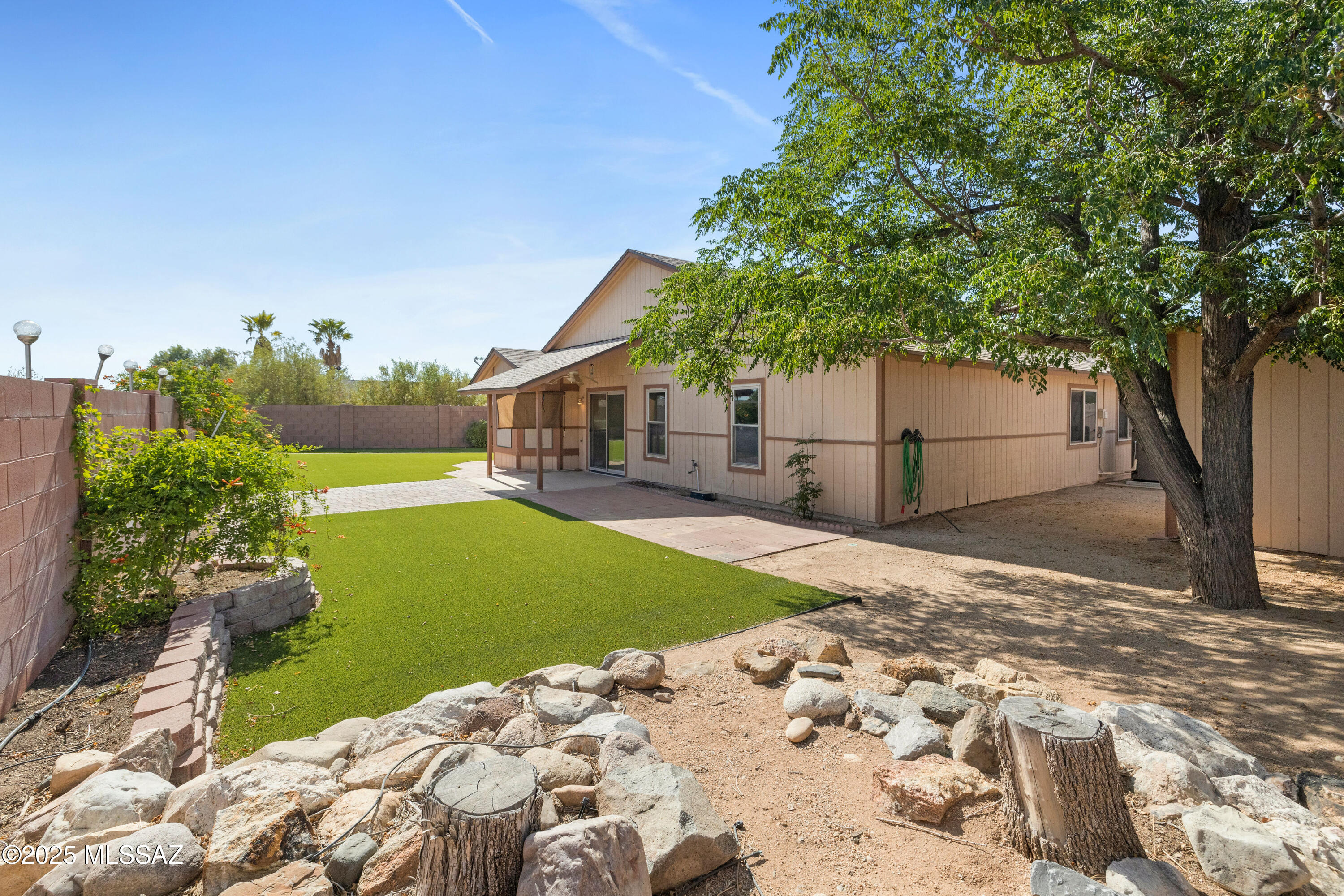 10016 E Leila Drive