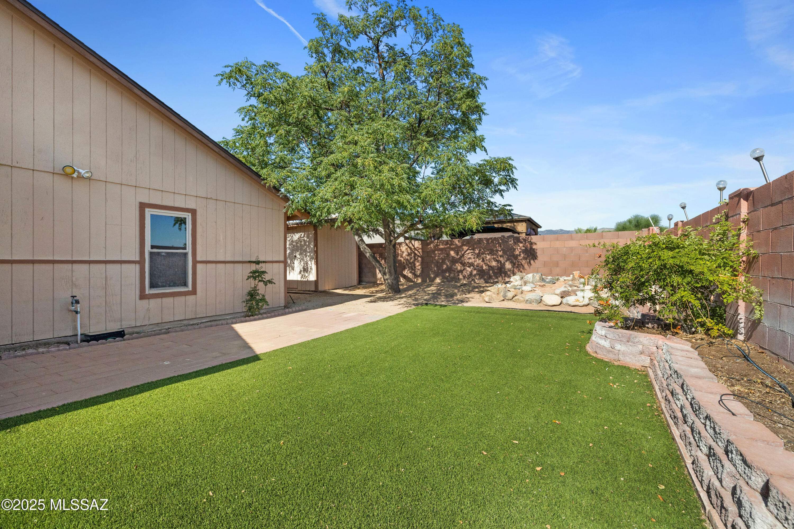 10016 E Leila Drive