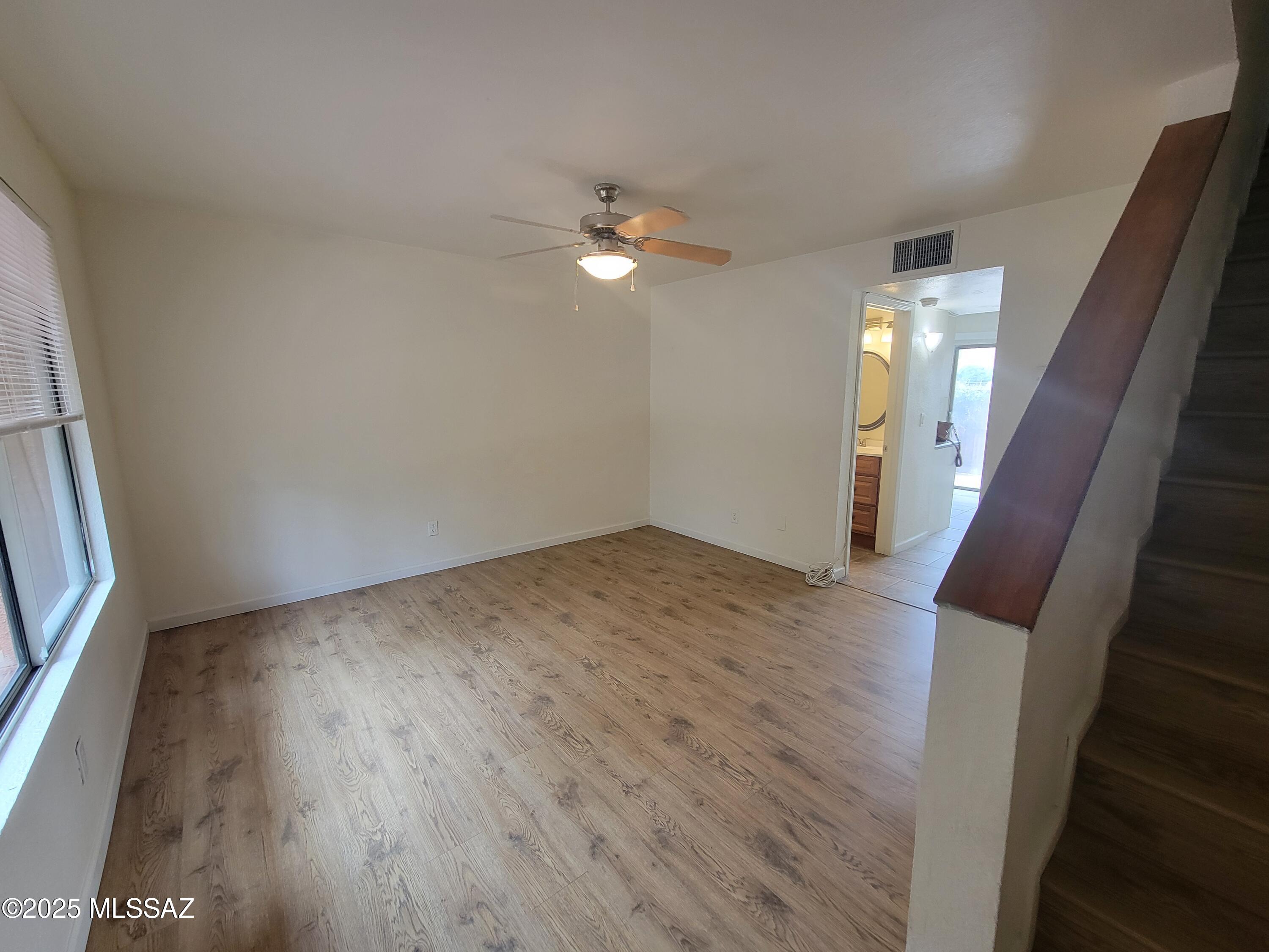 2950 N Alvernon Way Unit: APT 6103