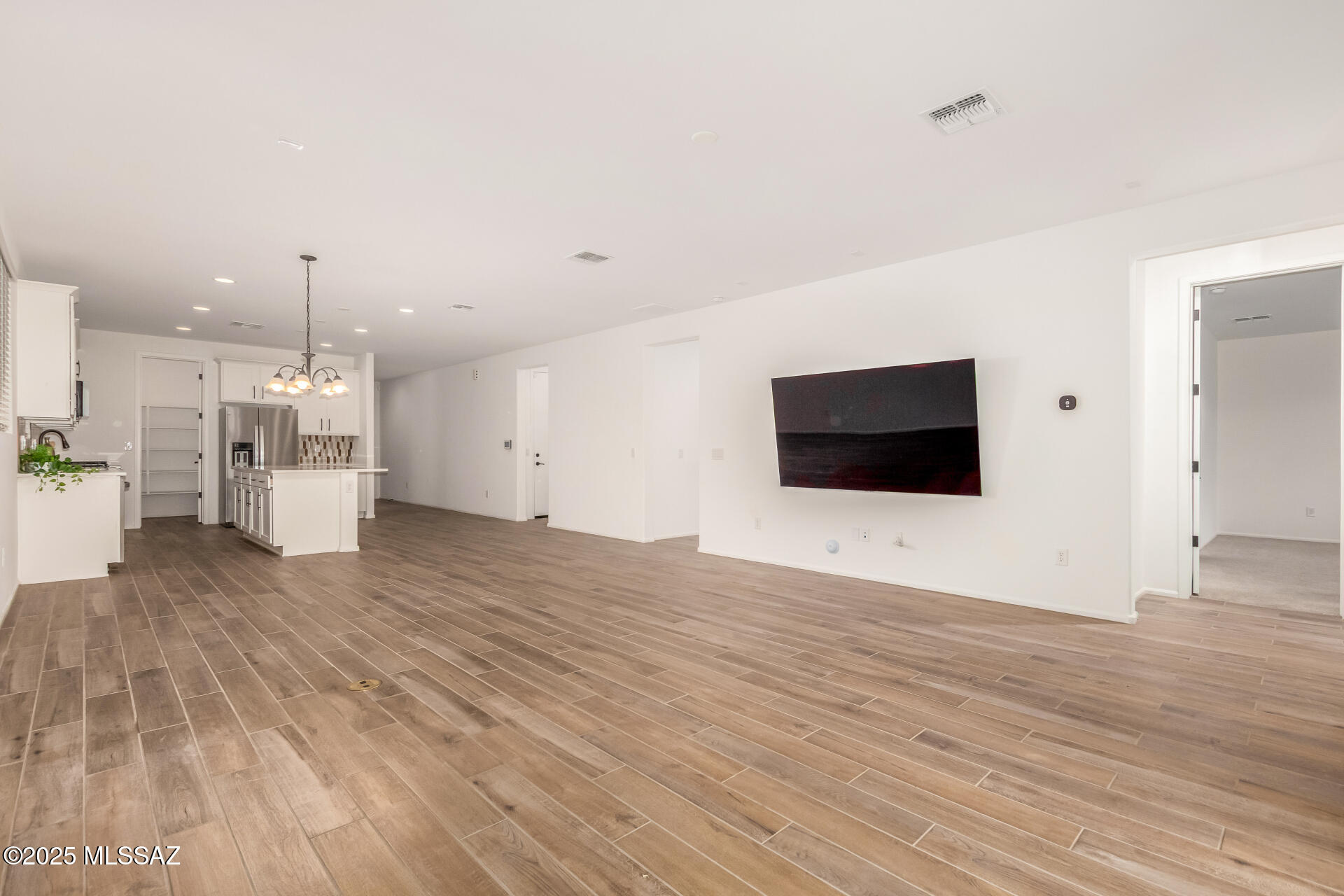 9721 E Copper Glance Trail
