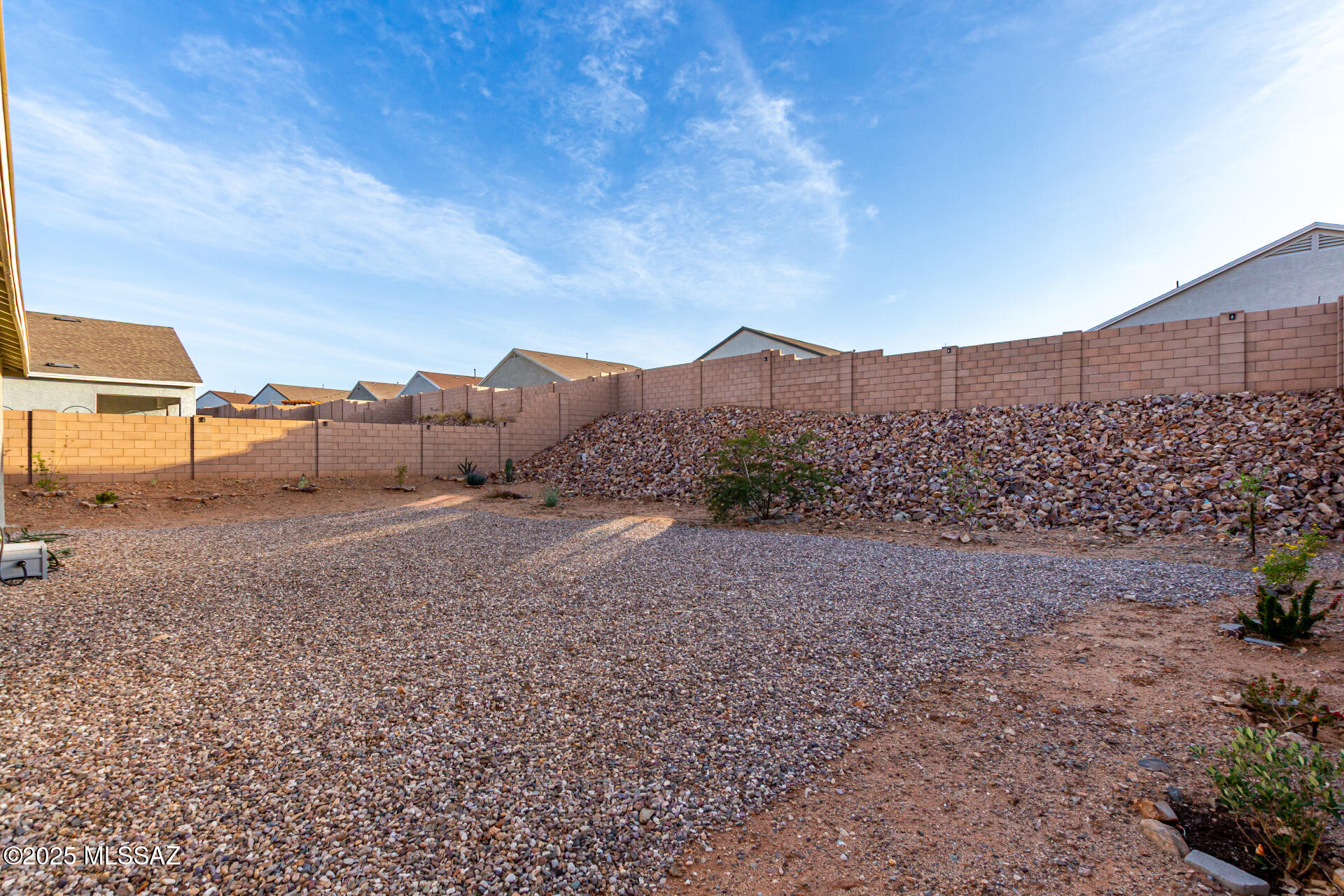 667 W Wilkinson Street