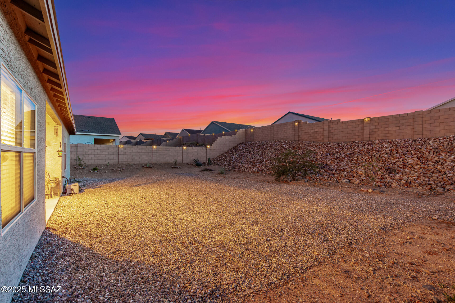 667 W Wilkinson Street