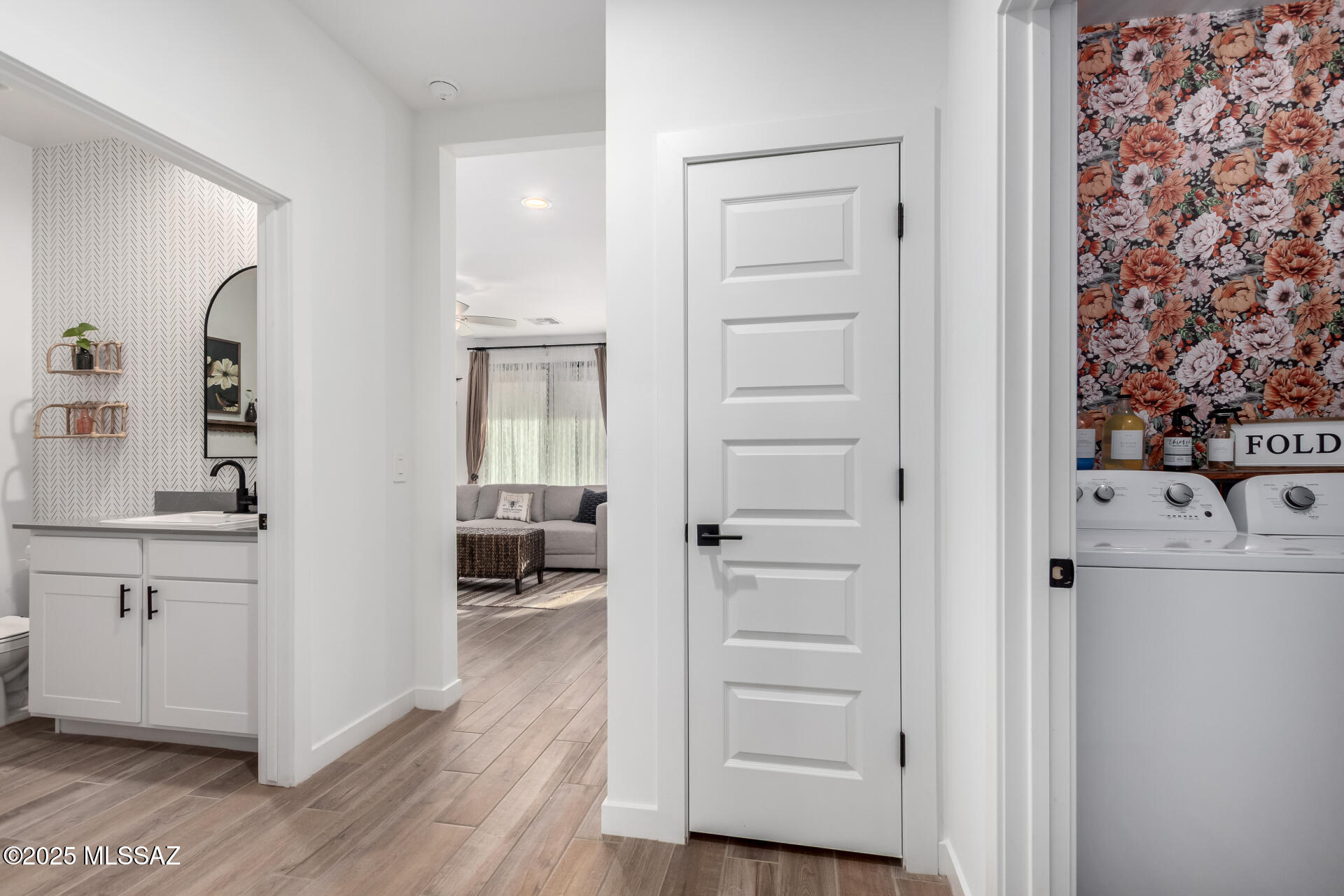 667 W Wilkinson Street