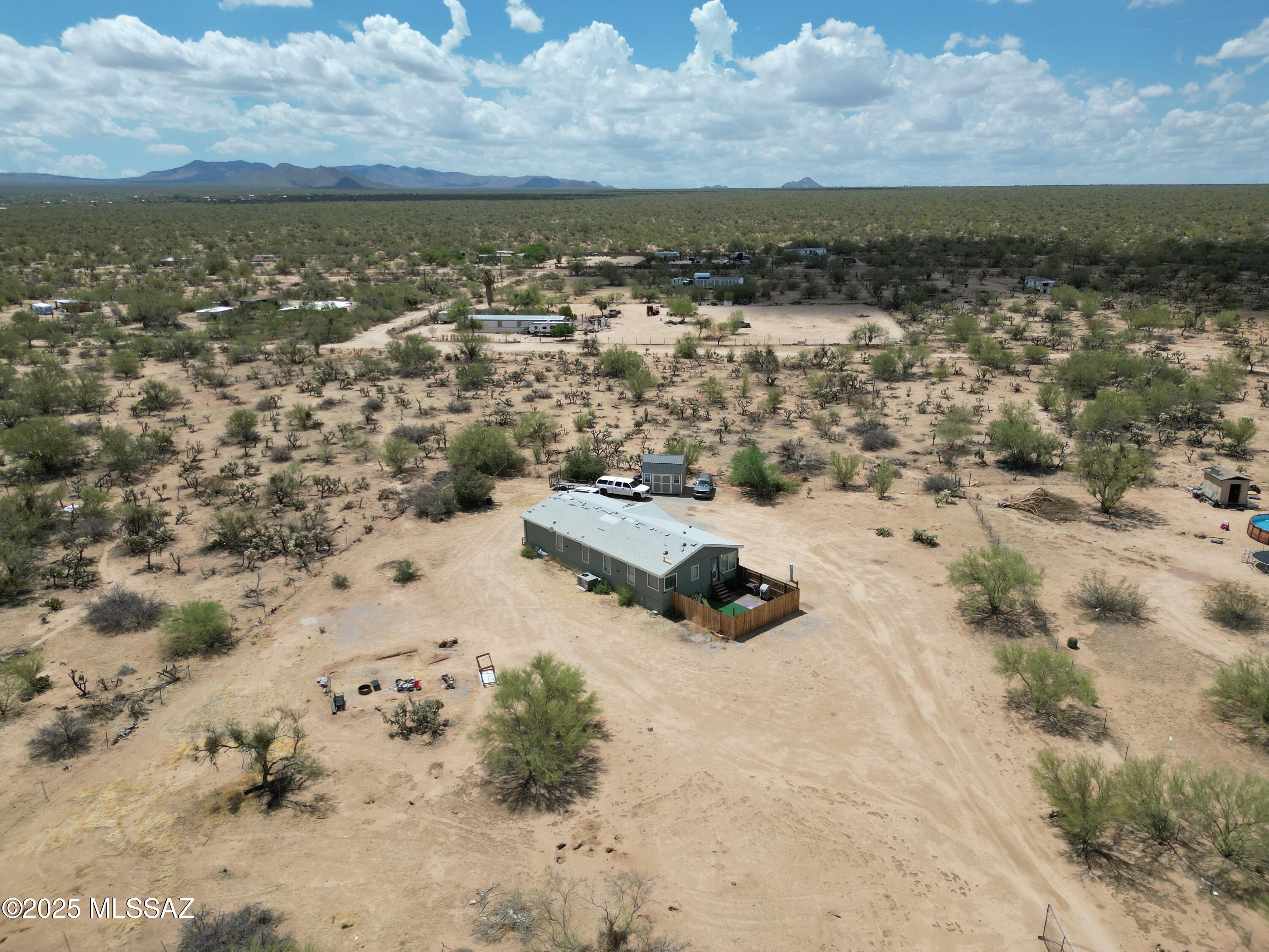 15671 W Yellow Horse Road