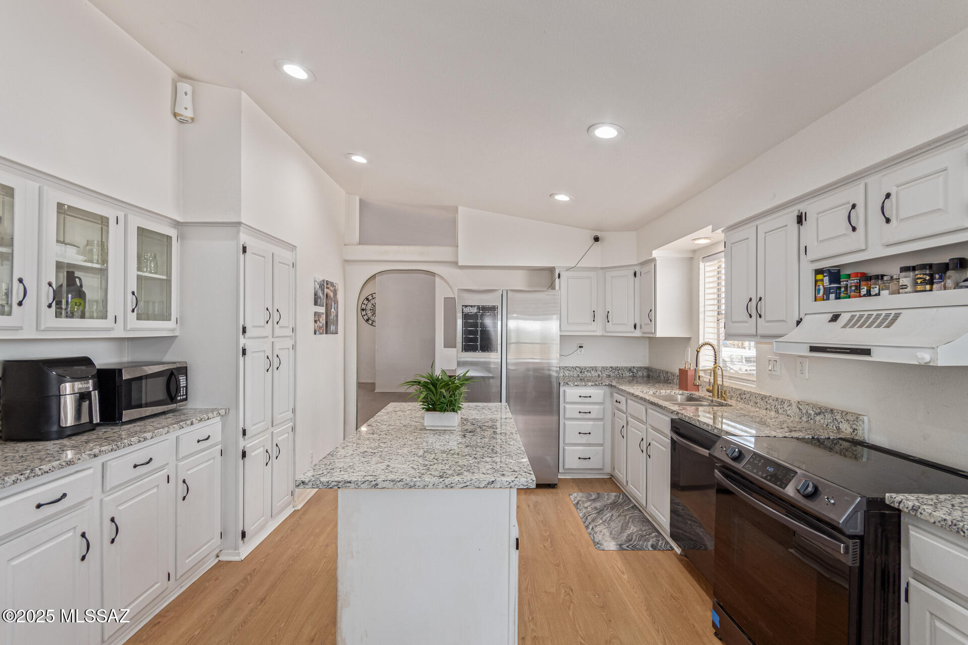 15671 W Yellow Horse Road