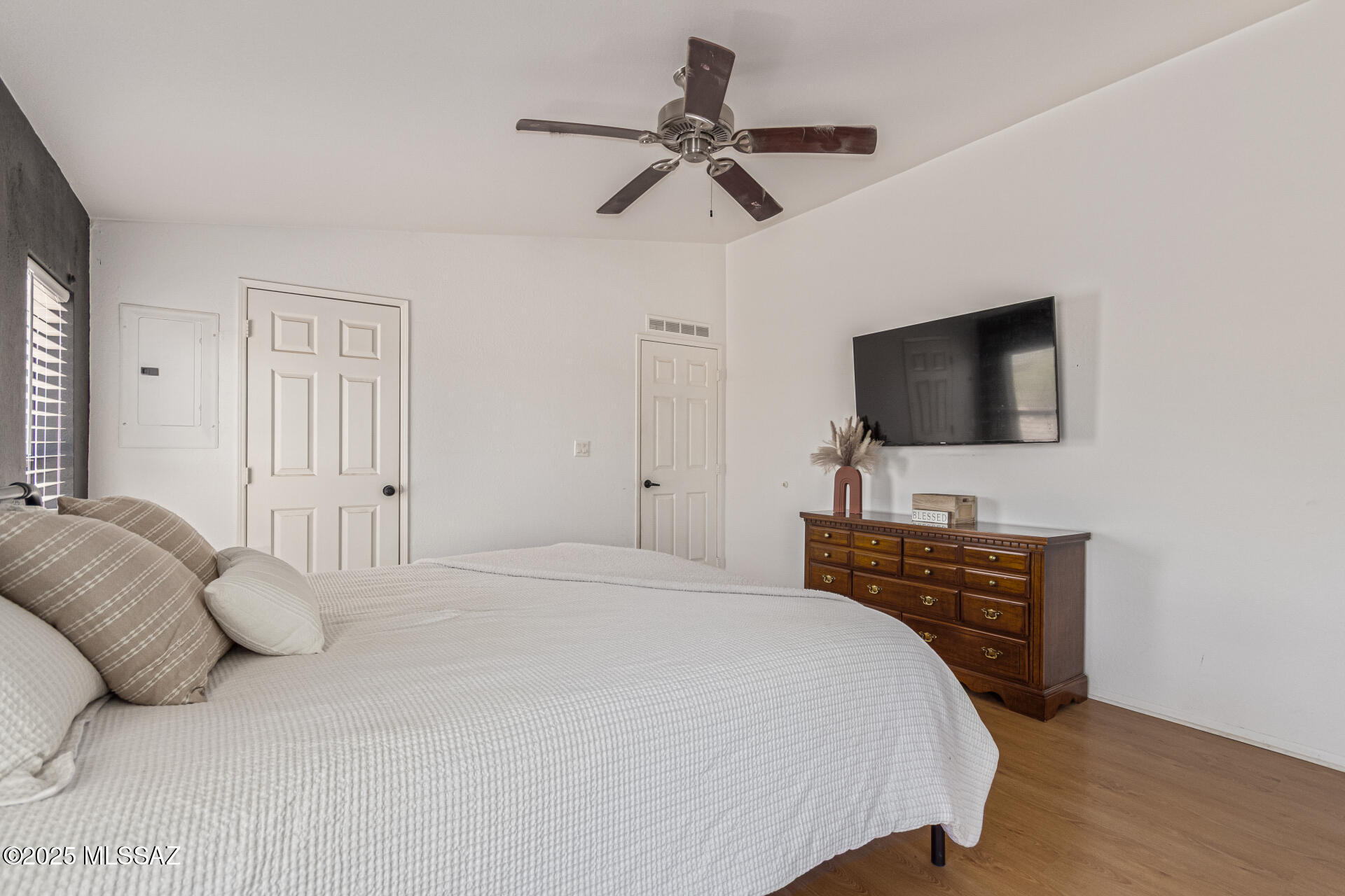 15671 W Yellow Horse Road