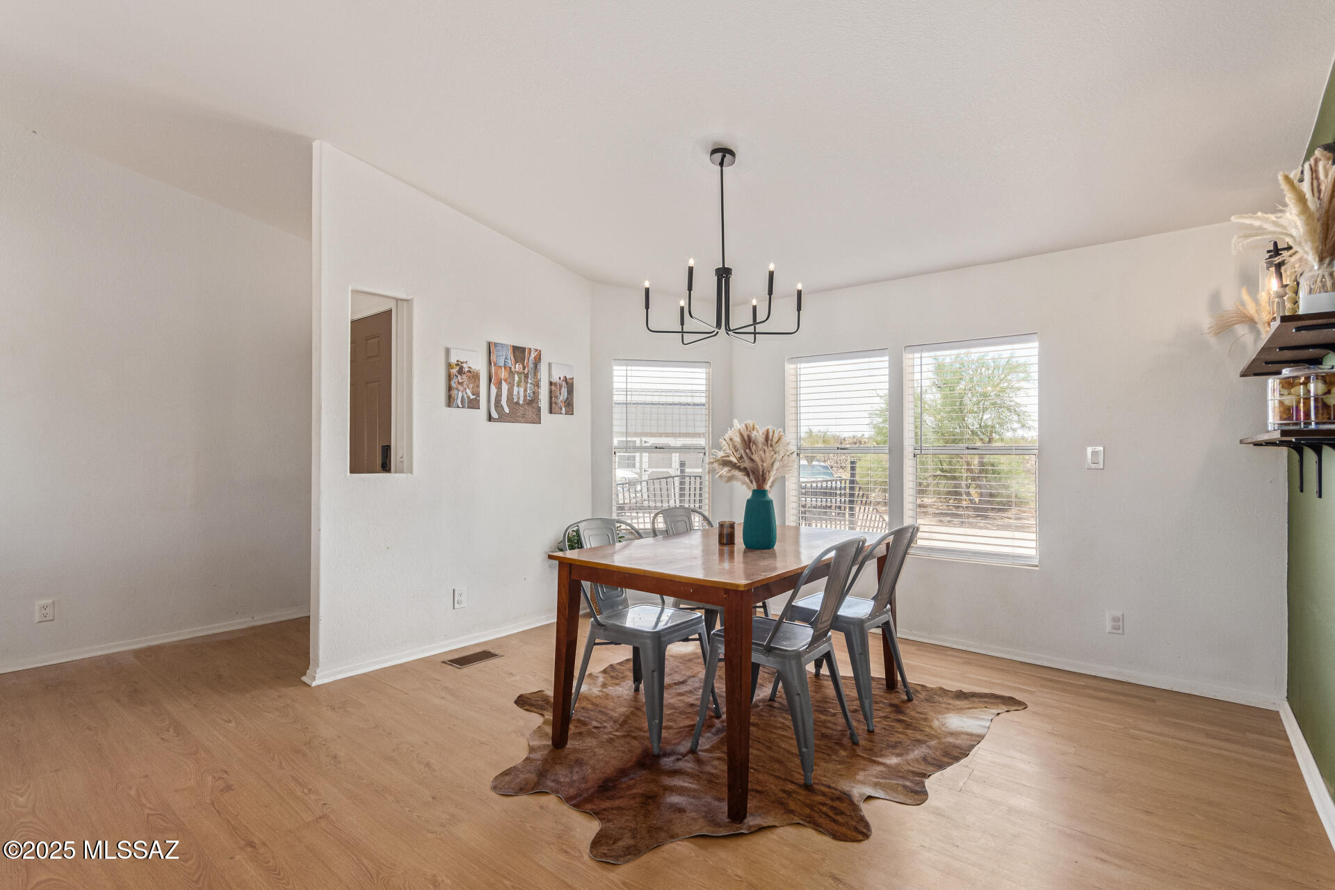 15671 W Yellow Horse Road