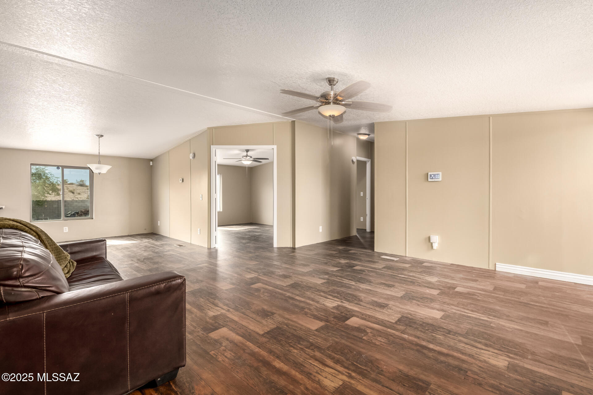 11415 N David Avenue