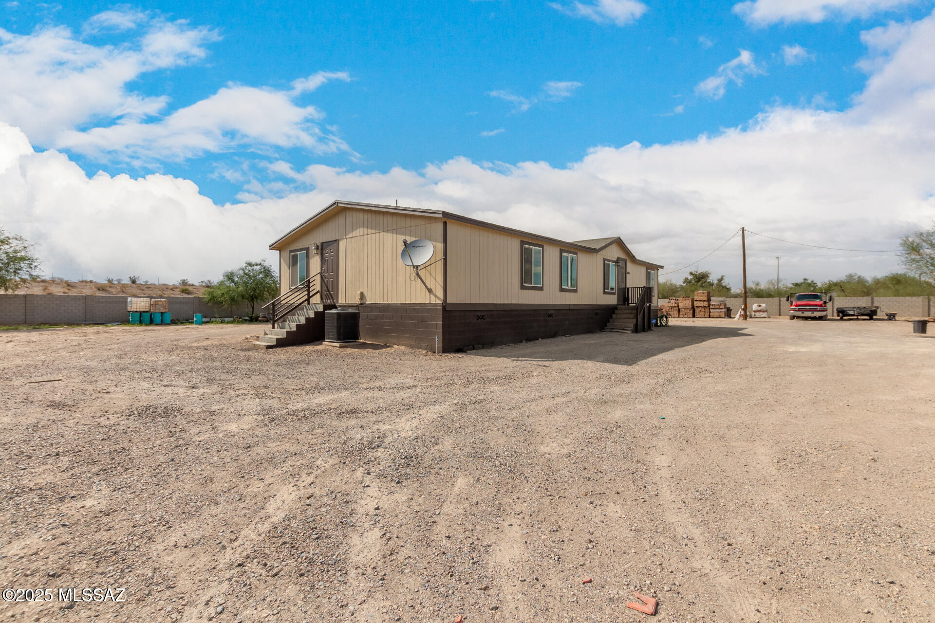 11415 N David Avenue