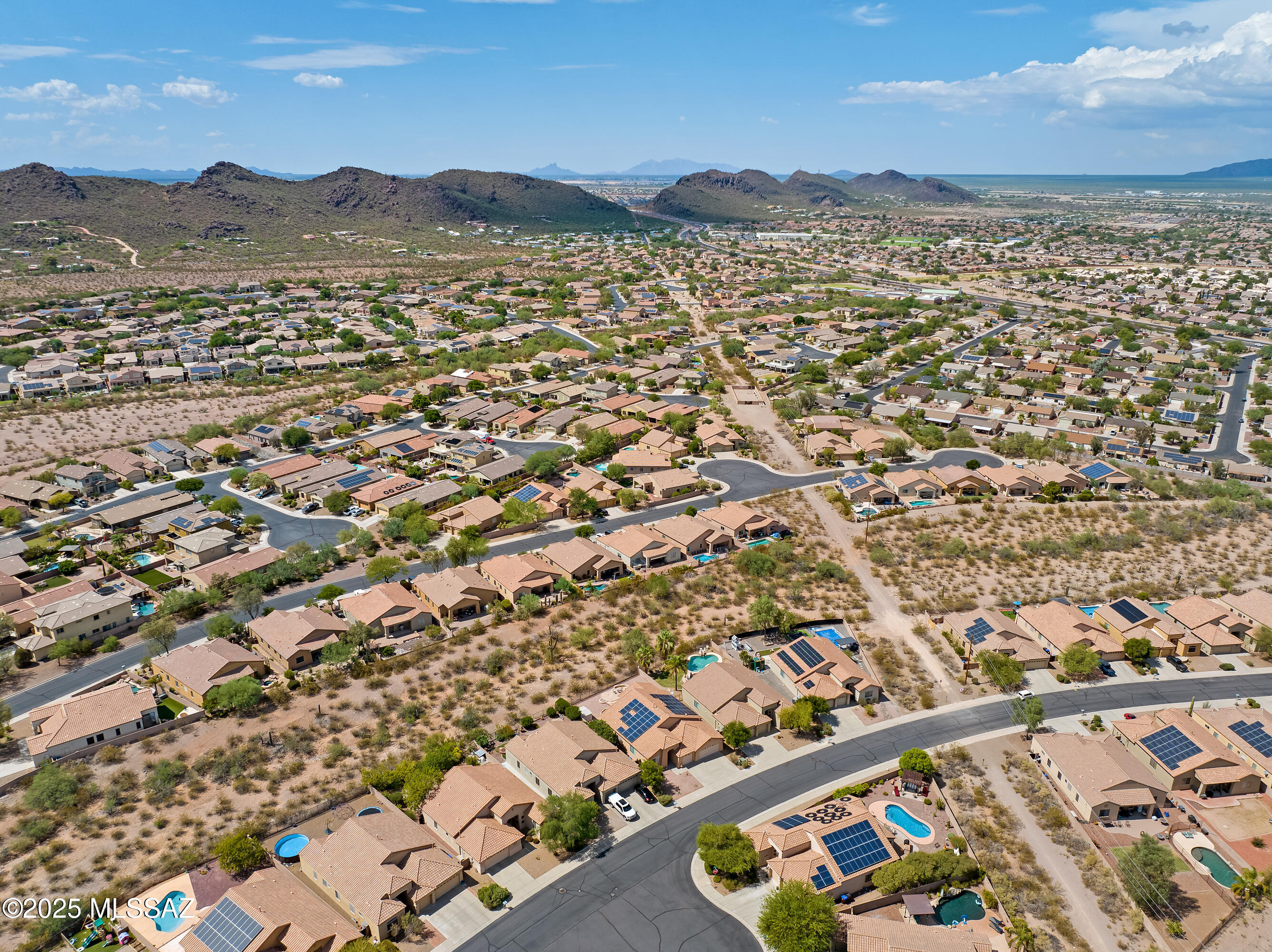 8475 N Wind Swept Lane