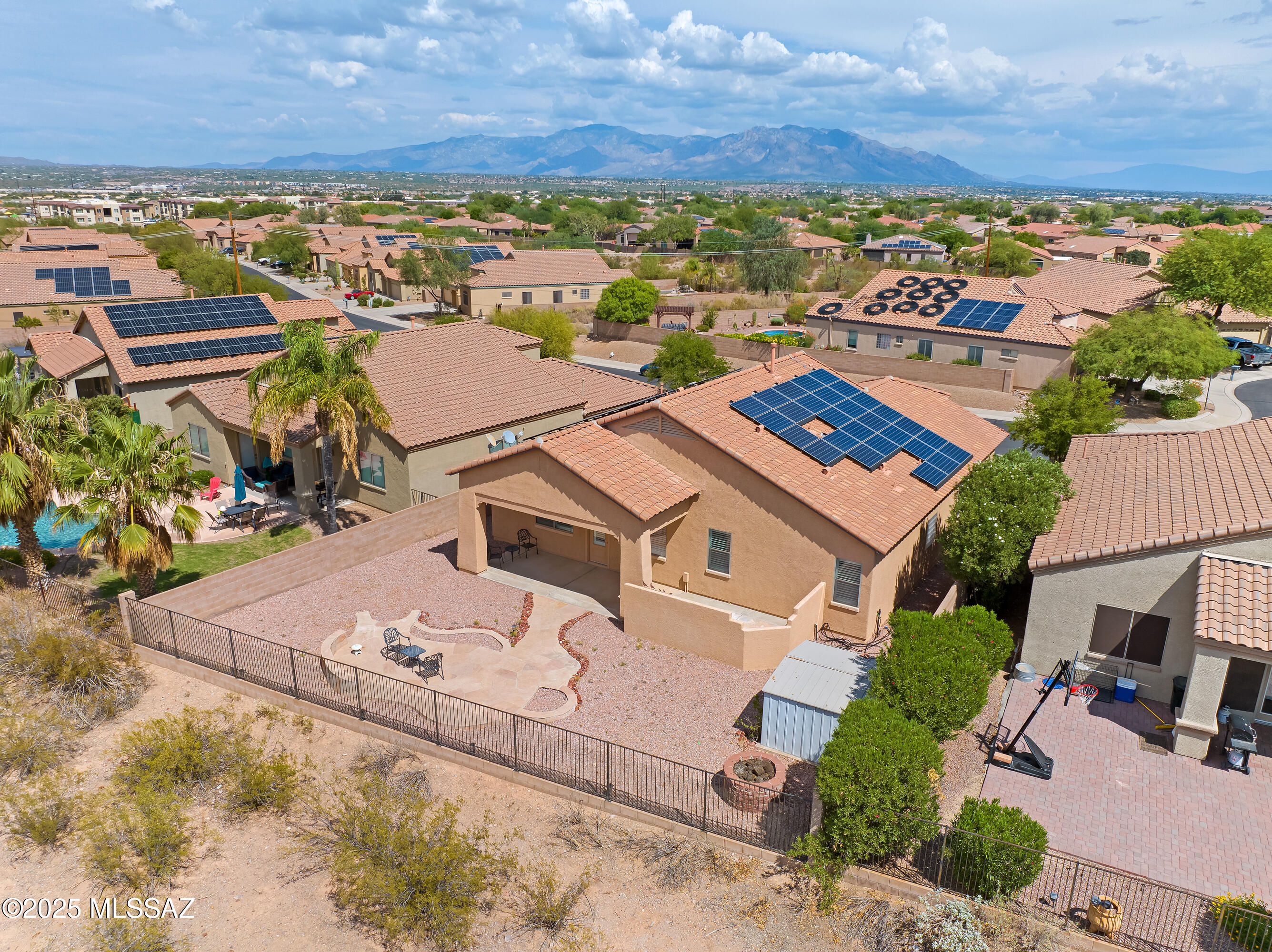 8475 N Wind Swept Lane