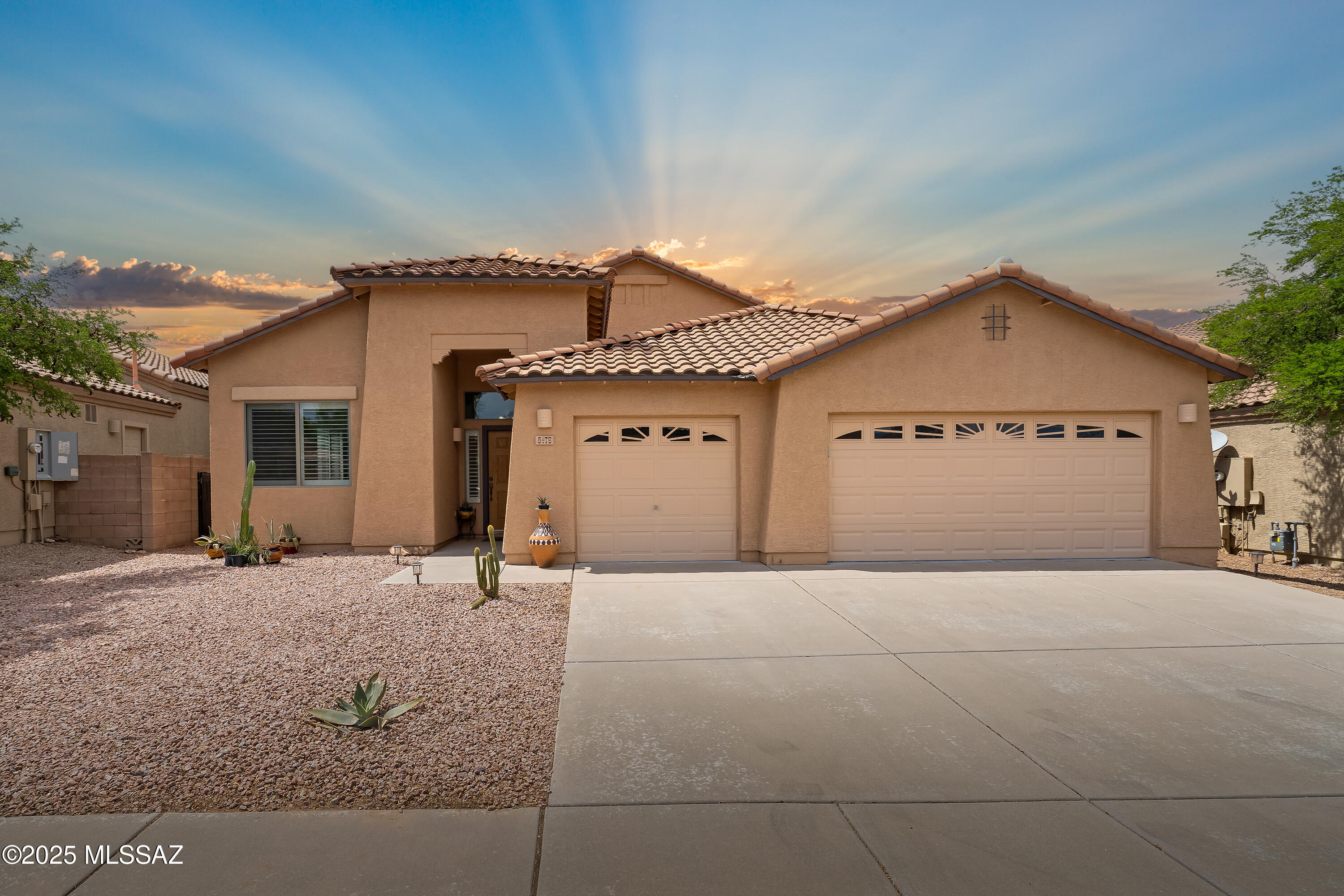 8475 N Wind Swept Lane