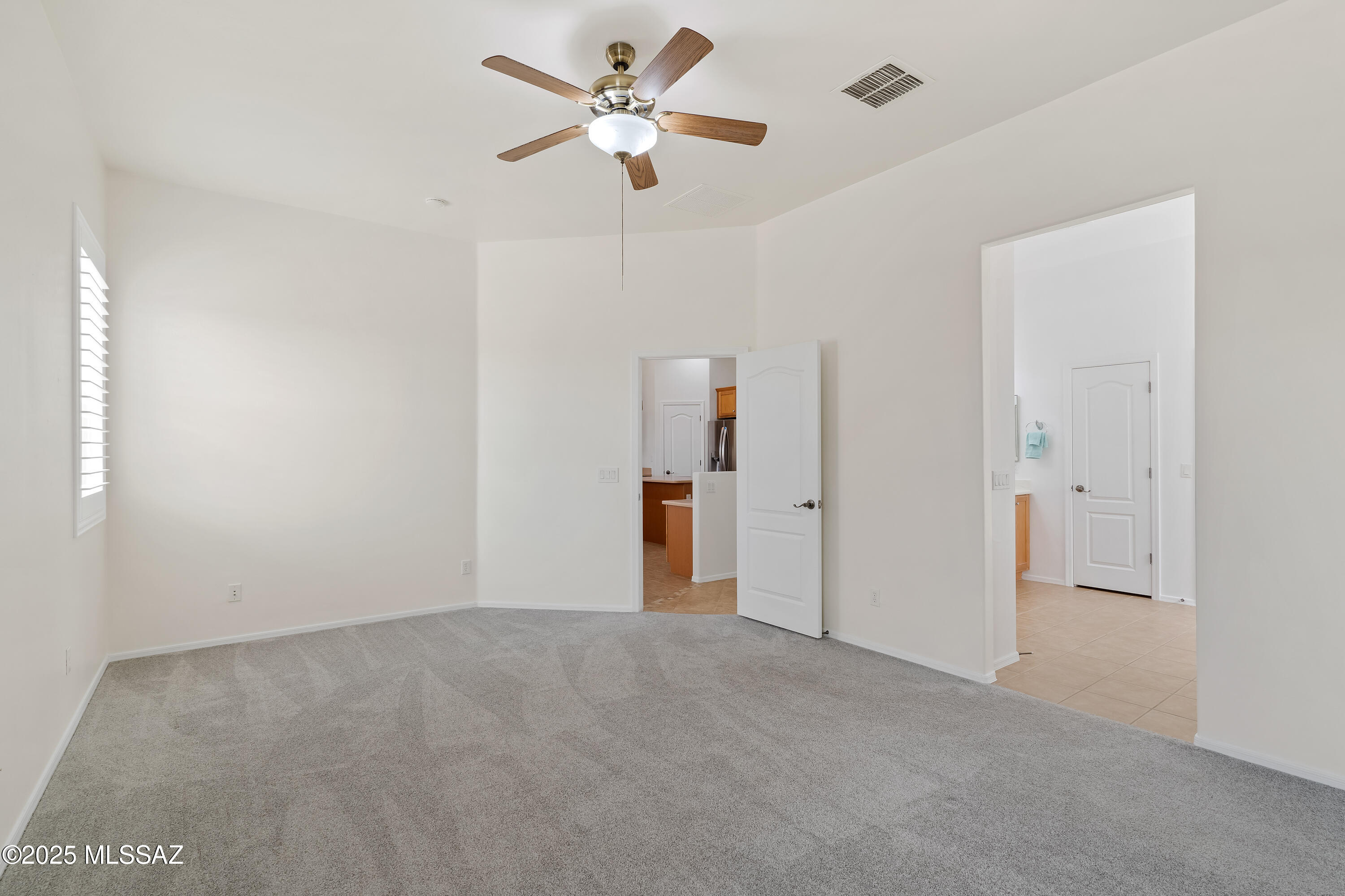 8475 N Wind Swept Lane