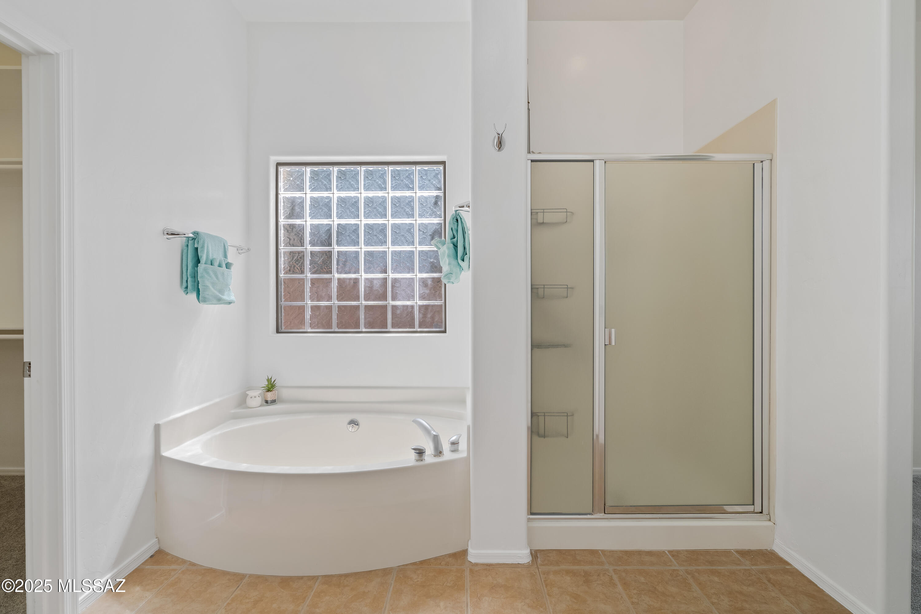 8475 N Wind Swept Lane