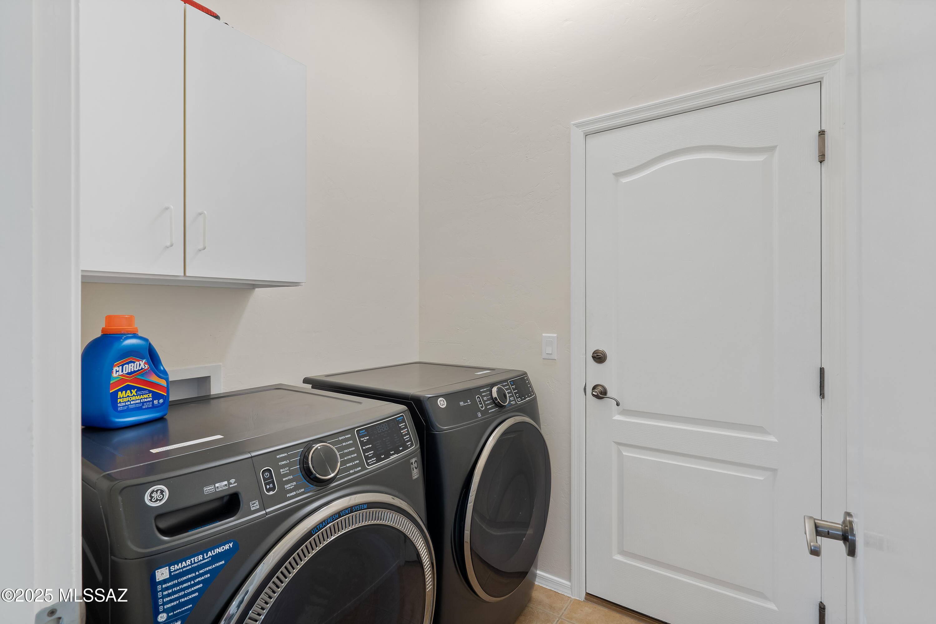 8475 N Wind Swept Lane