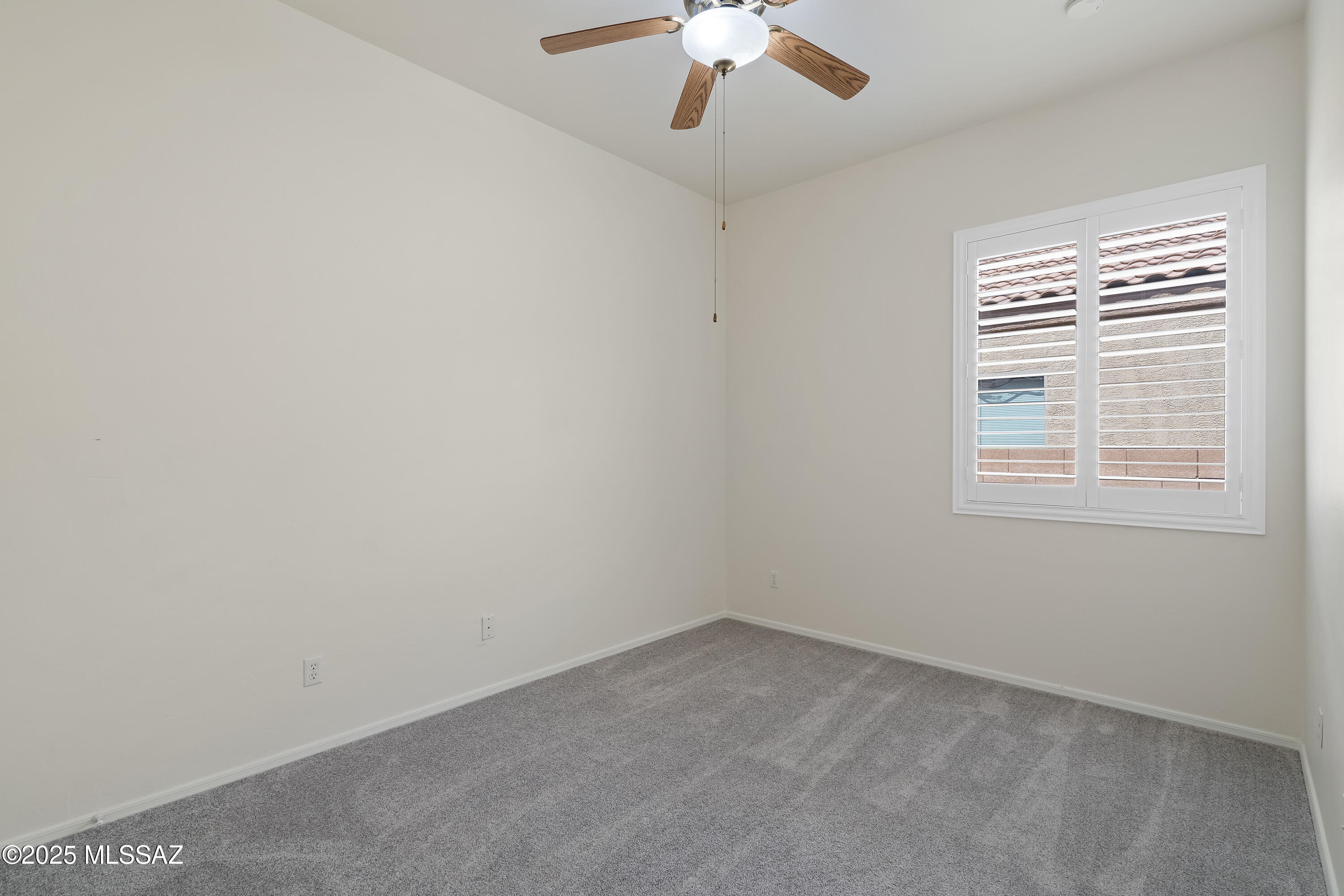 8475 N Wind Swept Lane