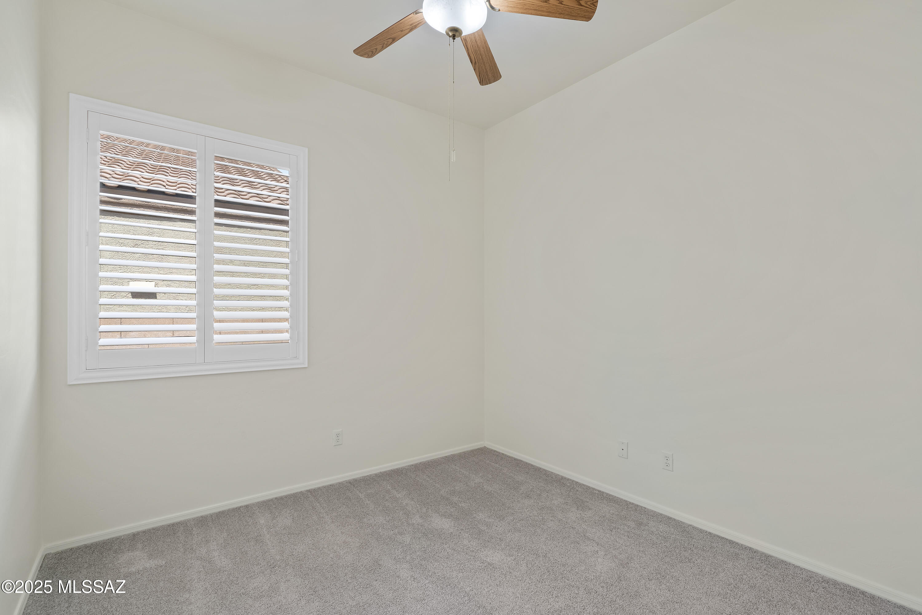 8475 N Wind Swept Lane