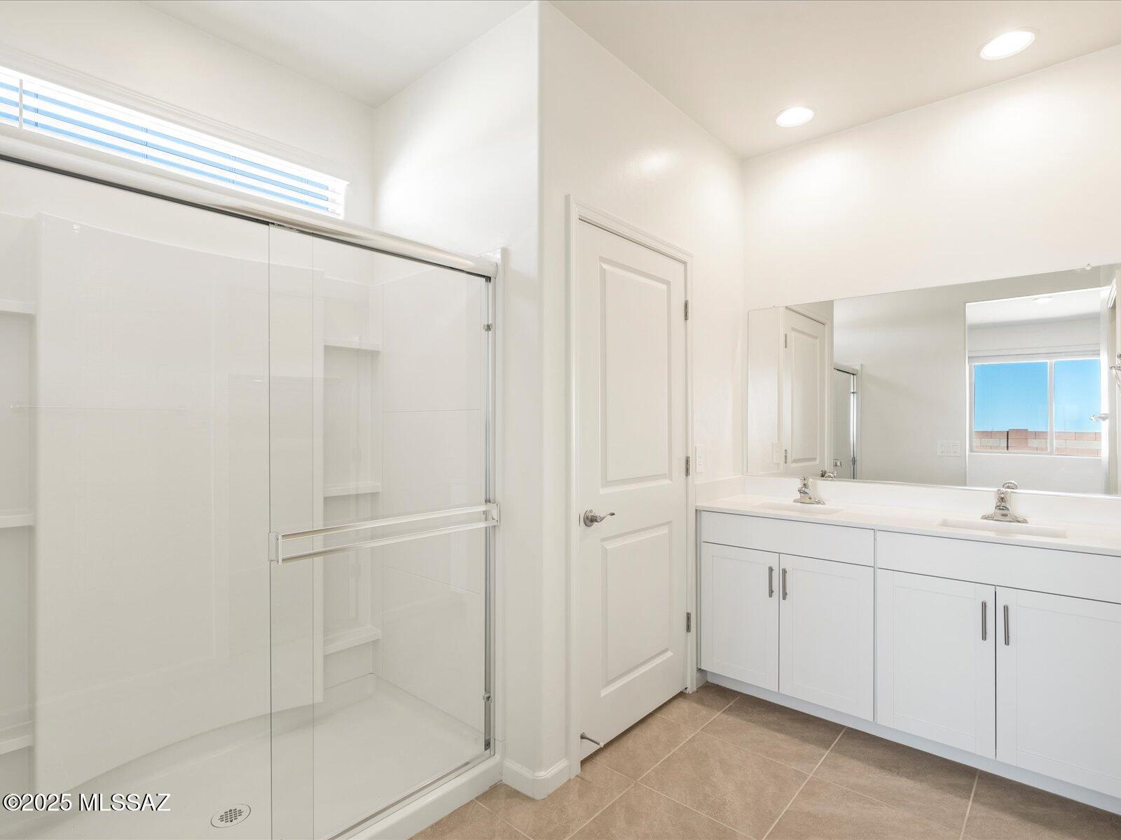 6763 E Via Del Cantillo