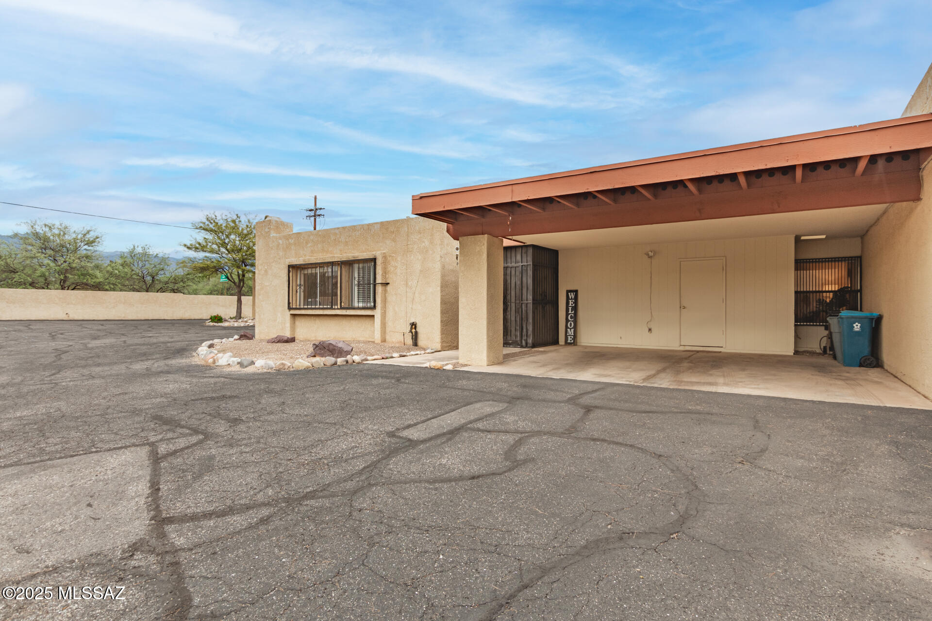 3529 N Millard Drive