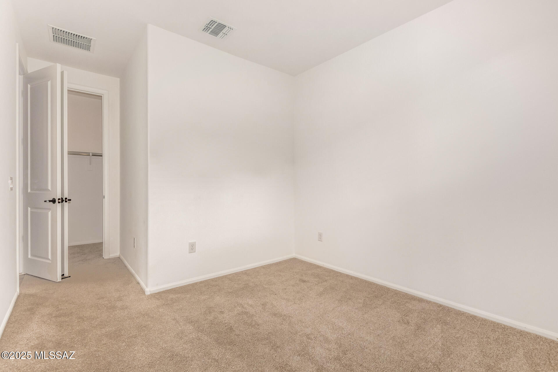 9721 E Copper Glance Trail