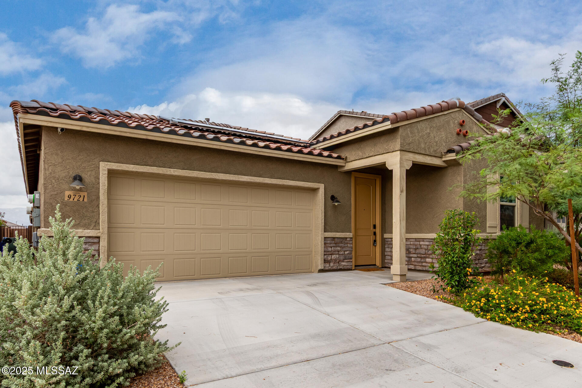 9721 E Copper Glance Trail