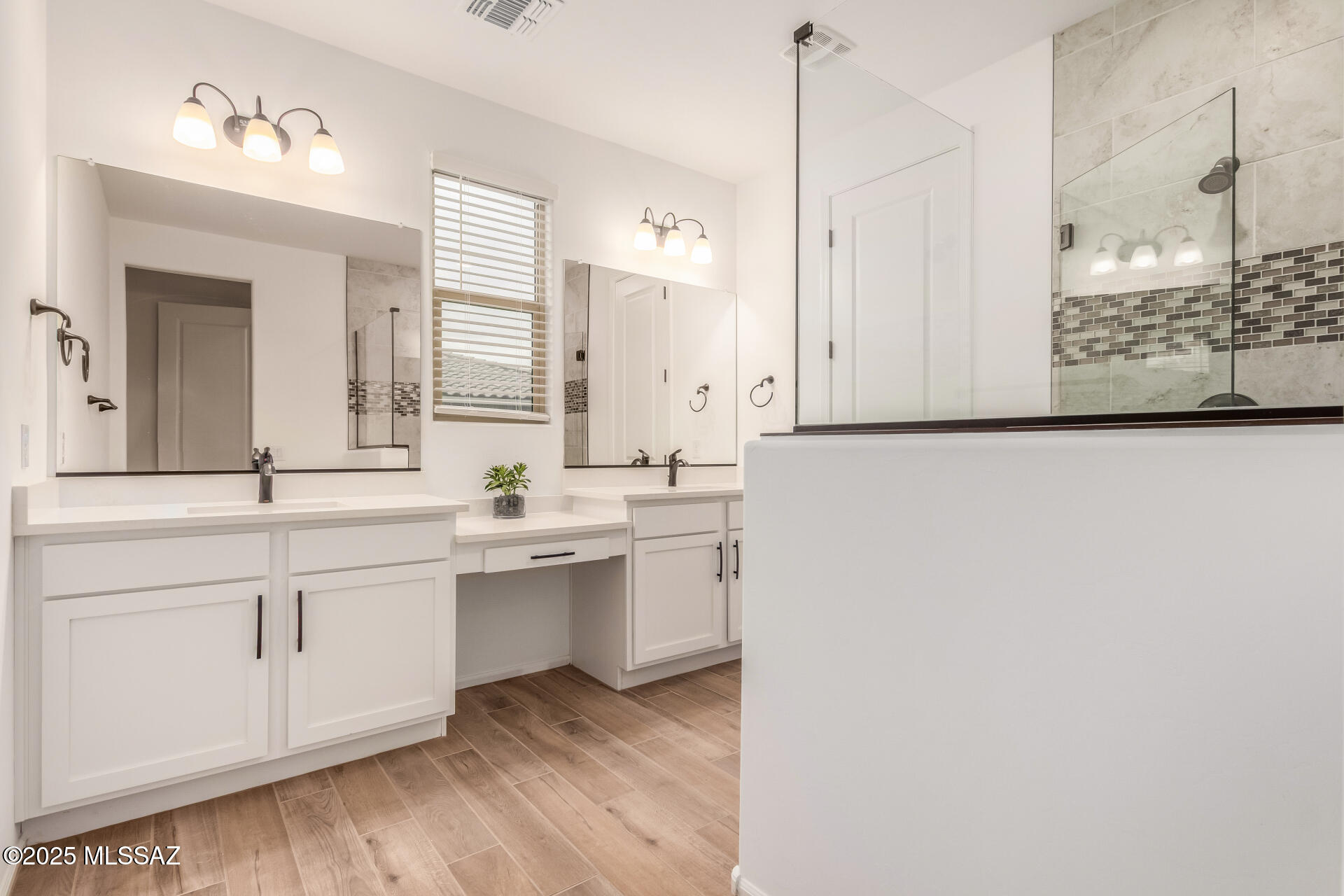 9721 E Copper Glance Trail