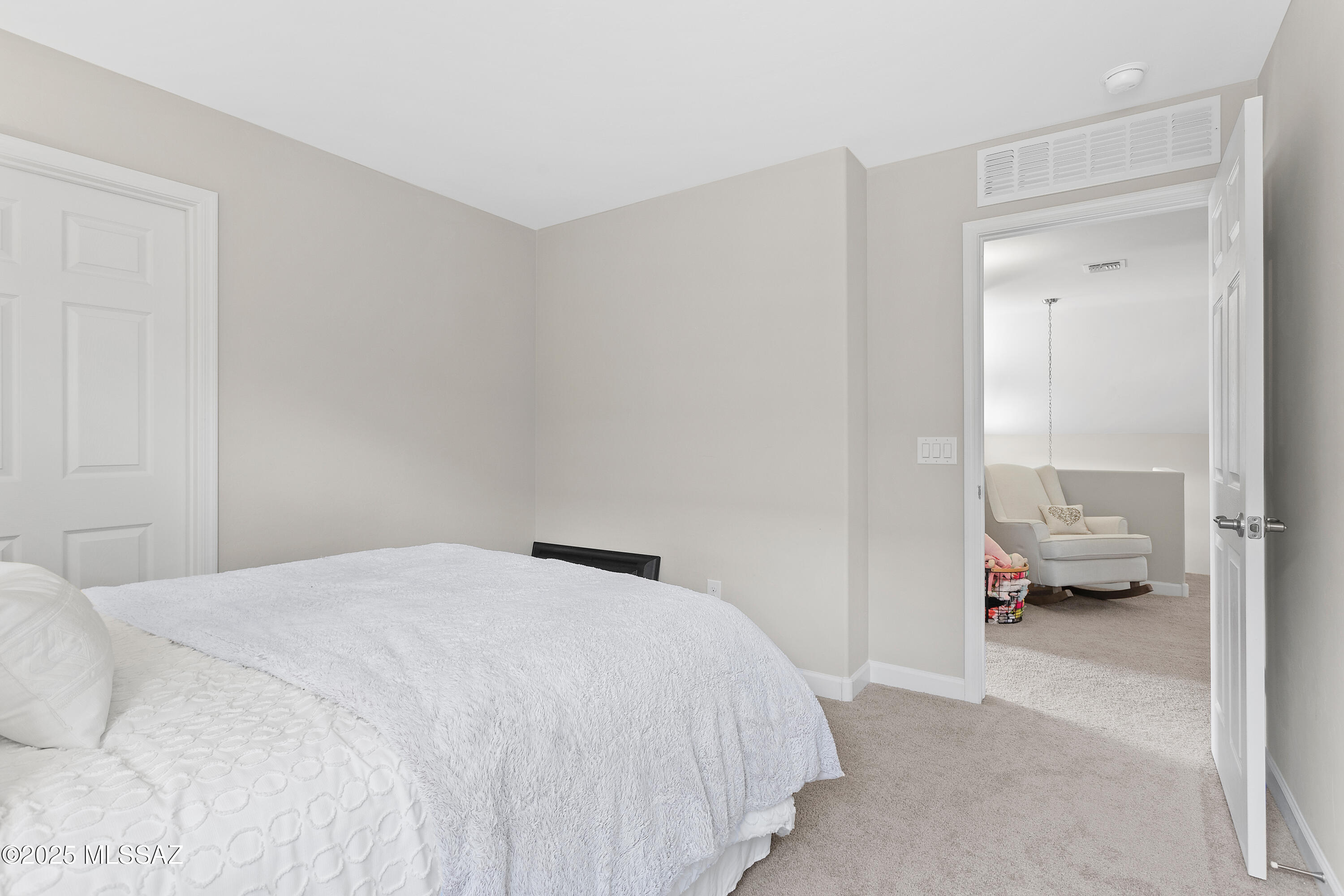 12111 E Becker Drive