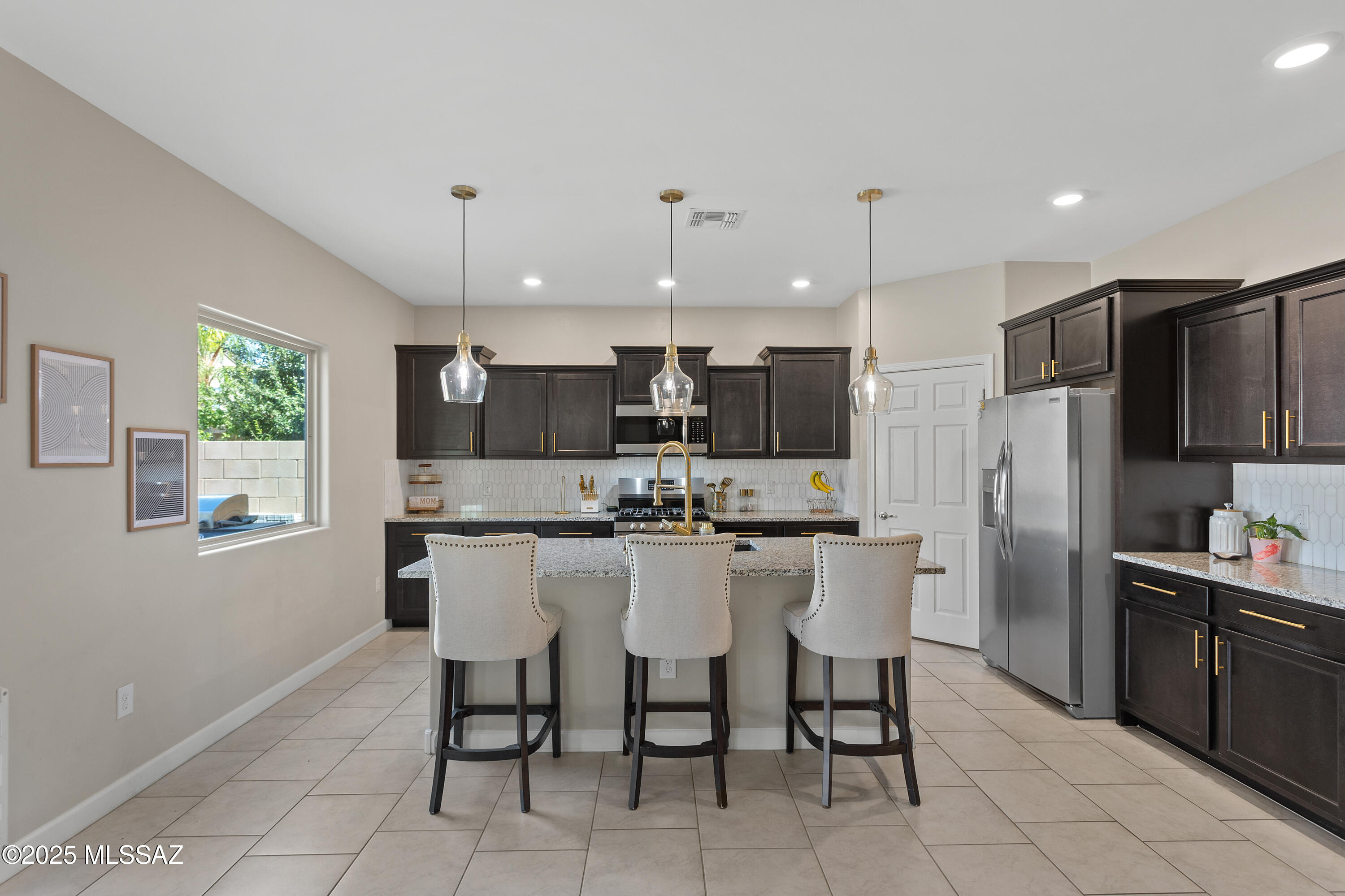 12111 E Becker Drive