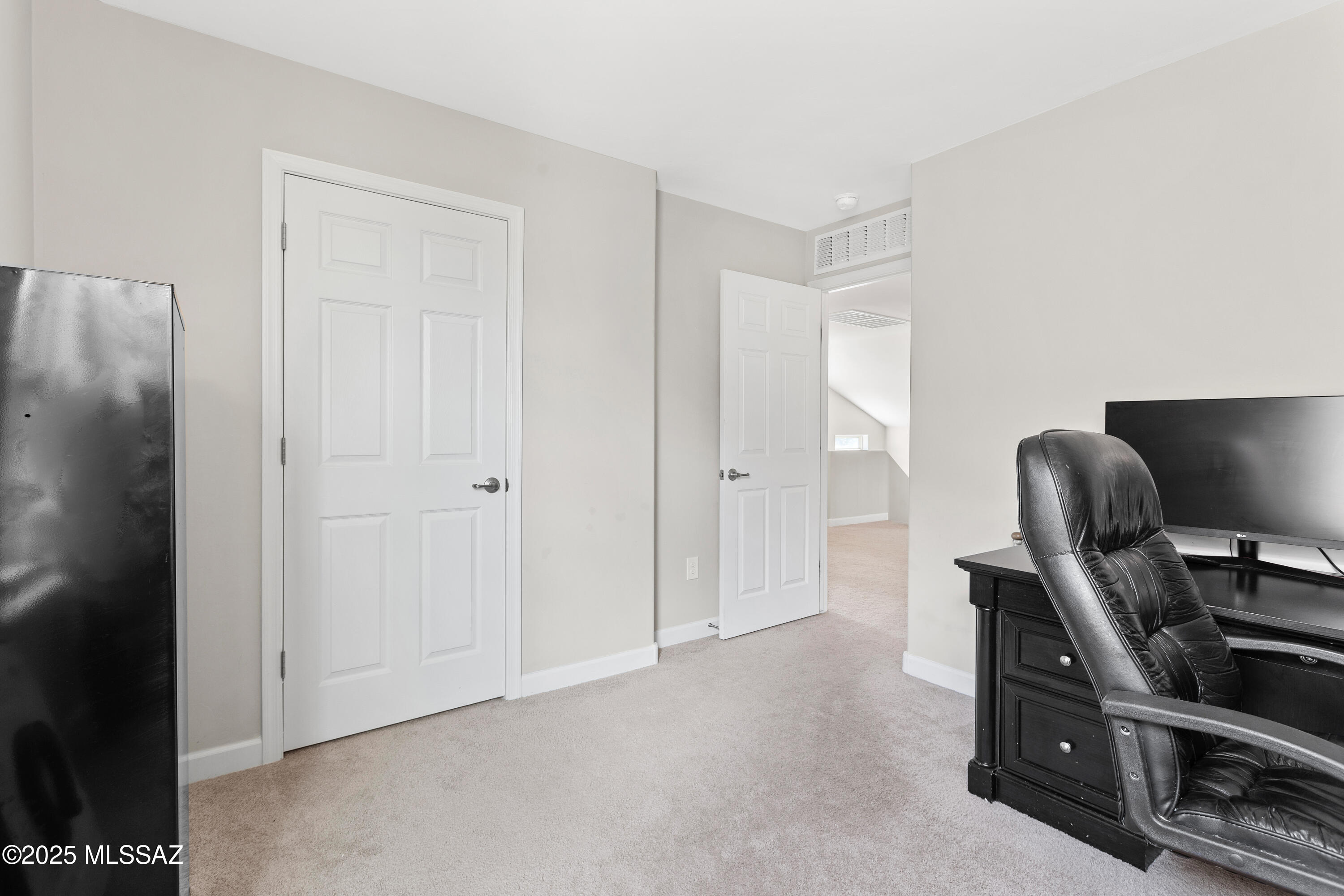 12111 E Becker Drive