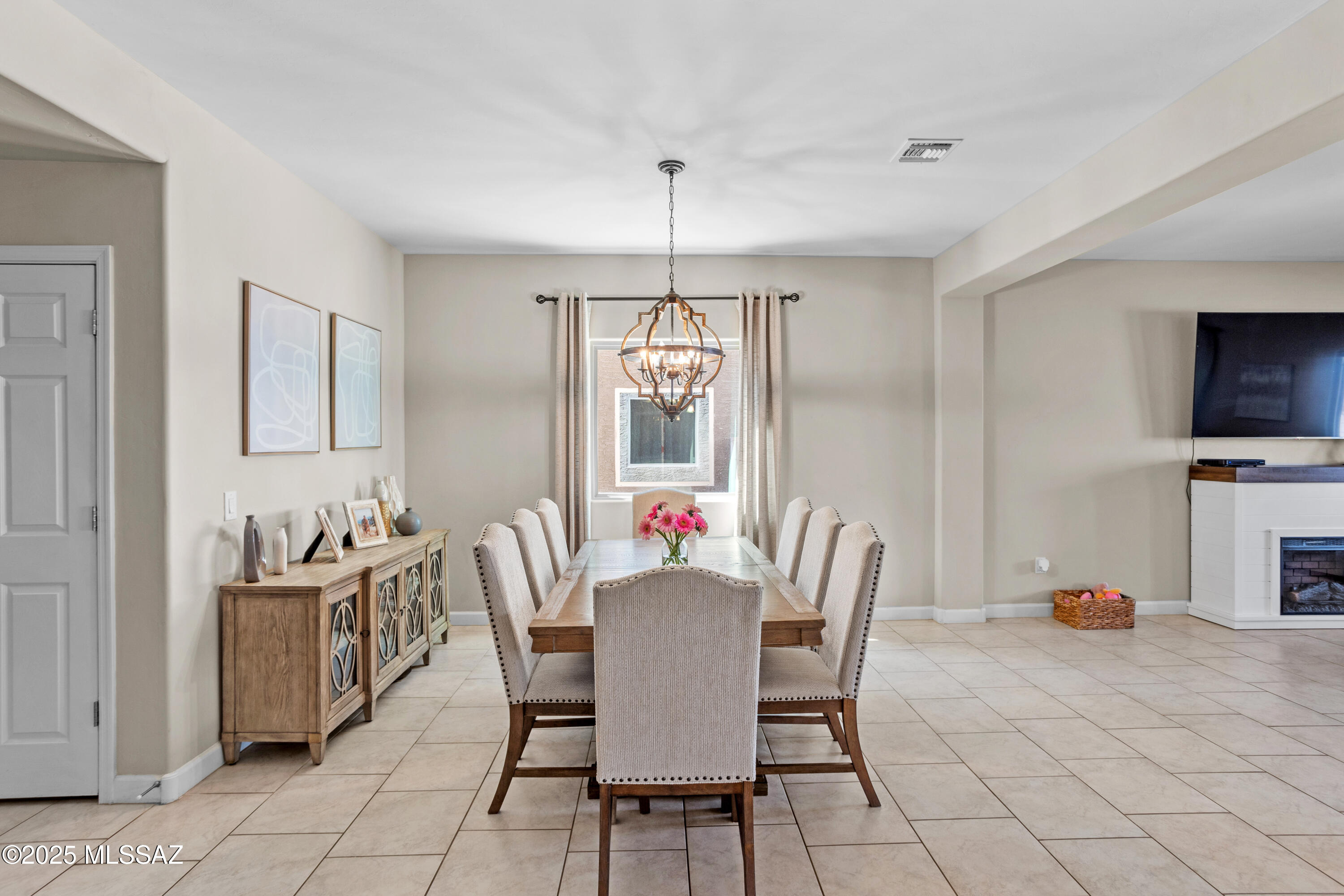 12111 E Becker Drive