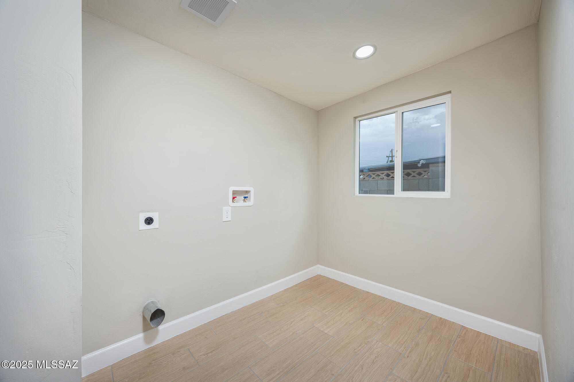 8442 E Pena Blanca Drive