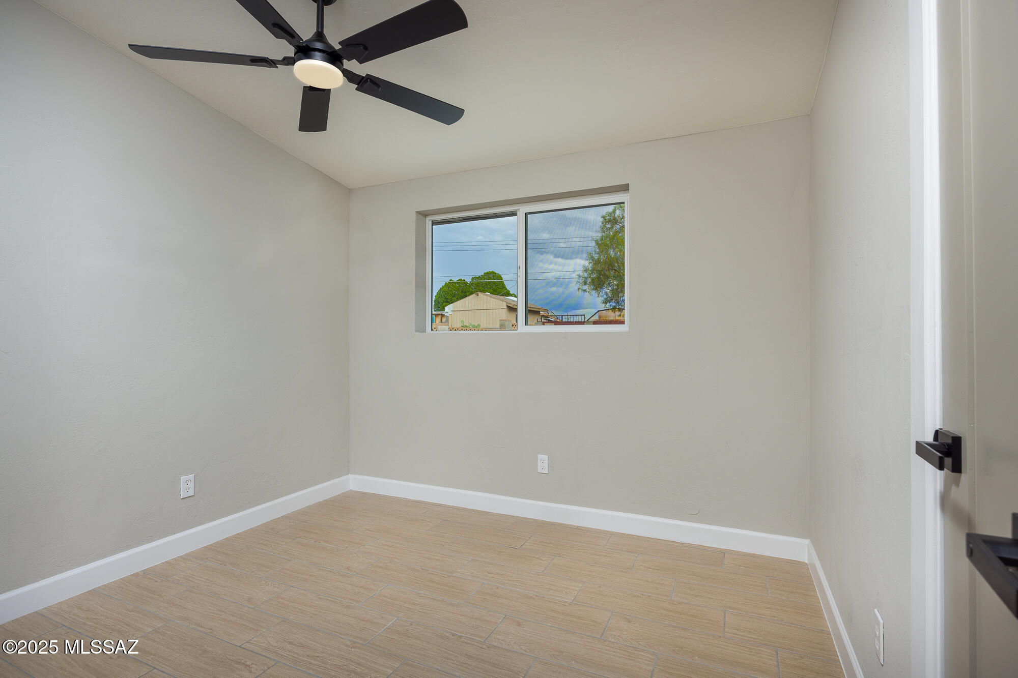 8442 E Pena Blanca Drive