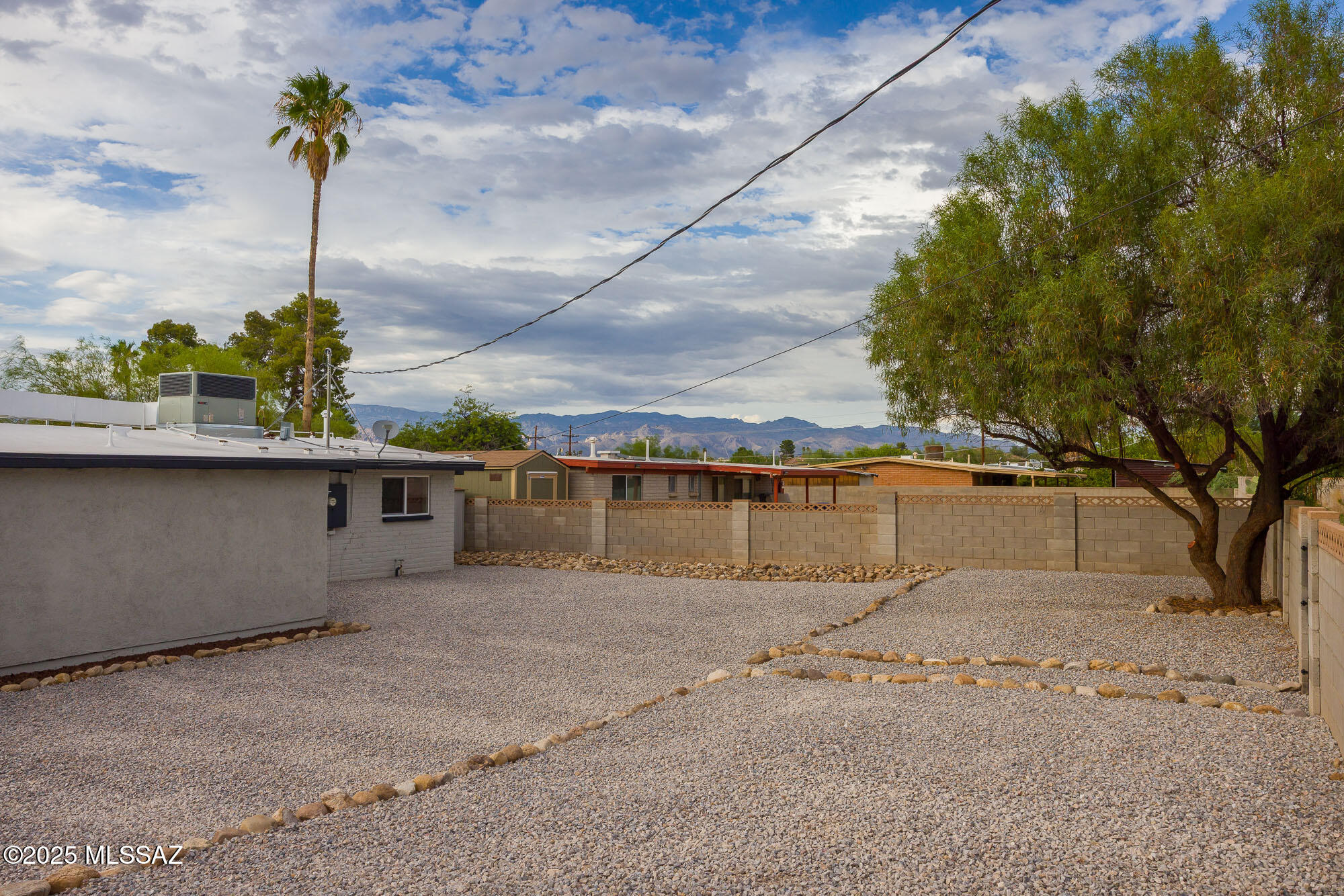 8442 E Pena Blanca Drive