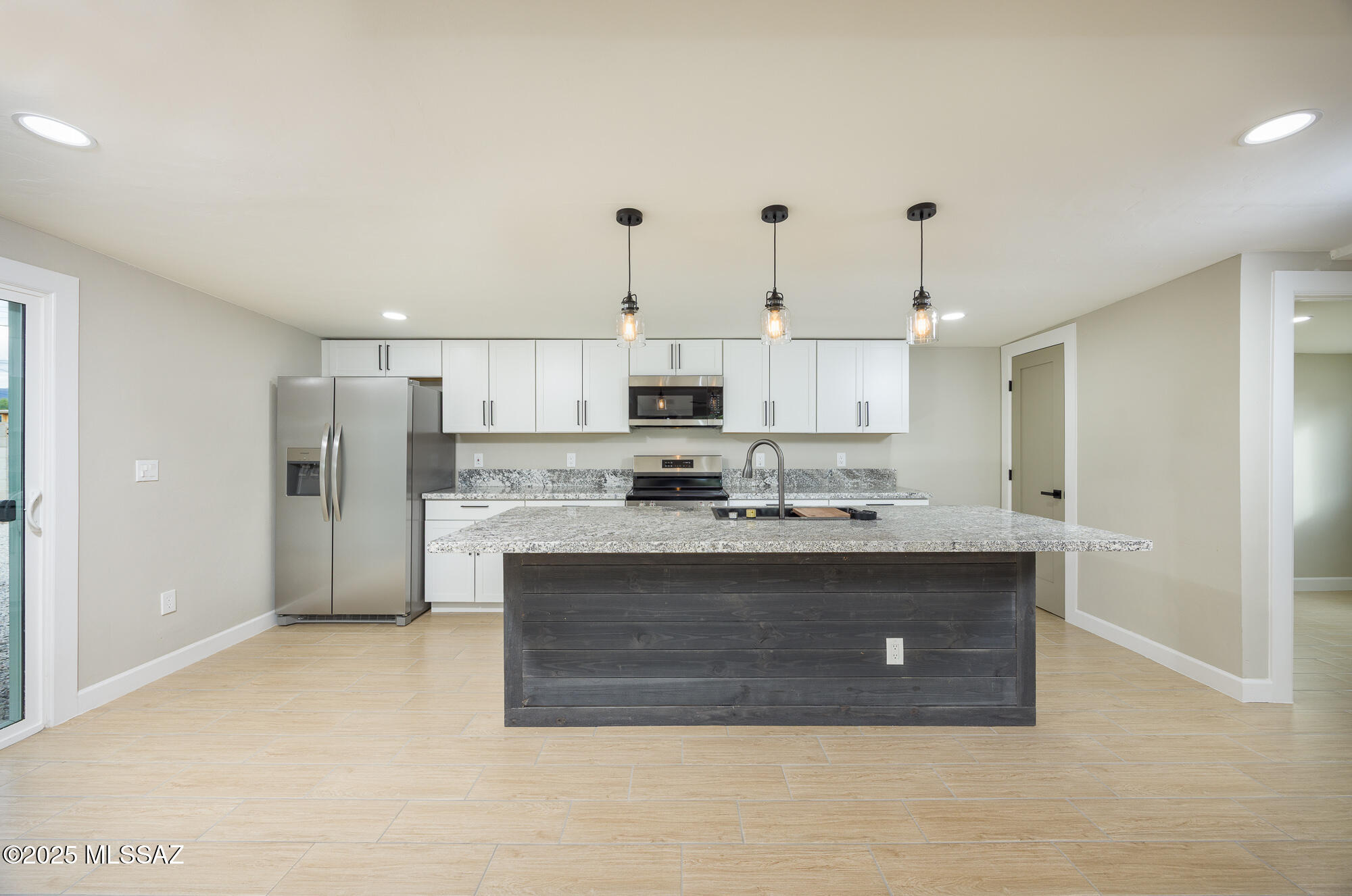 8442 E Pena Blanca Drive