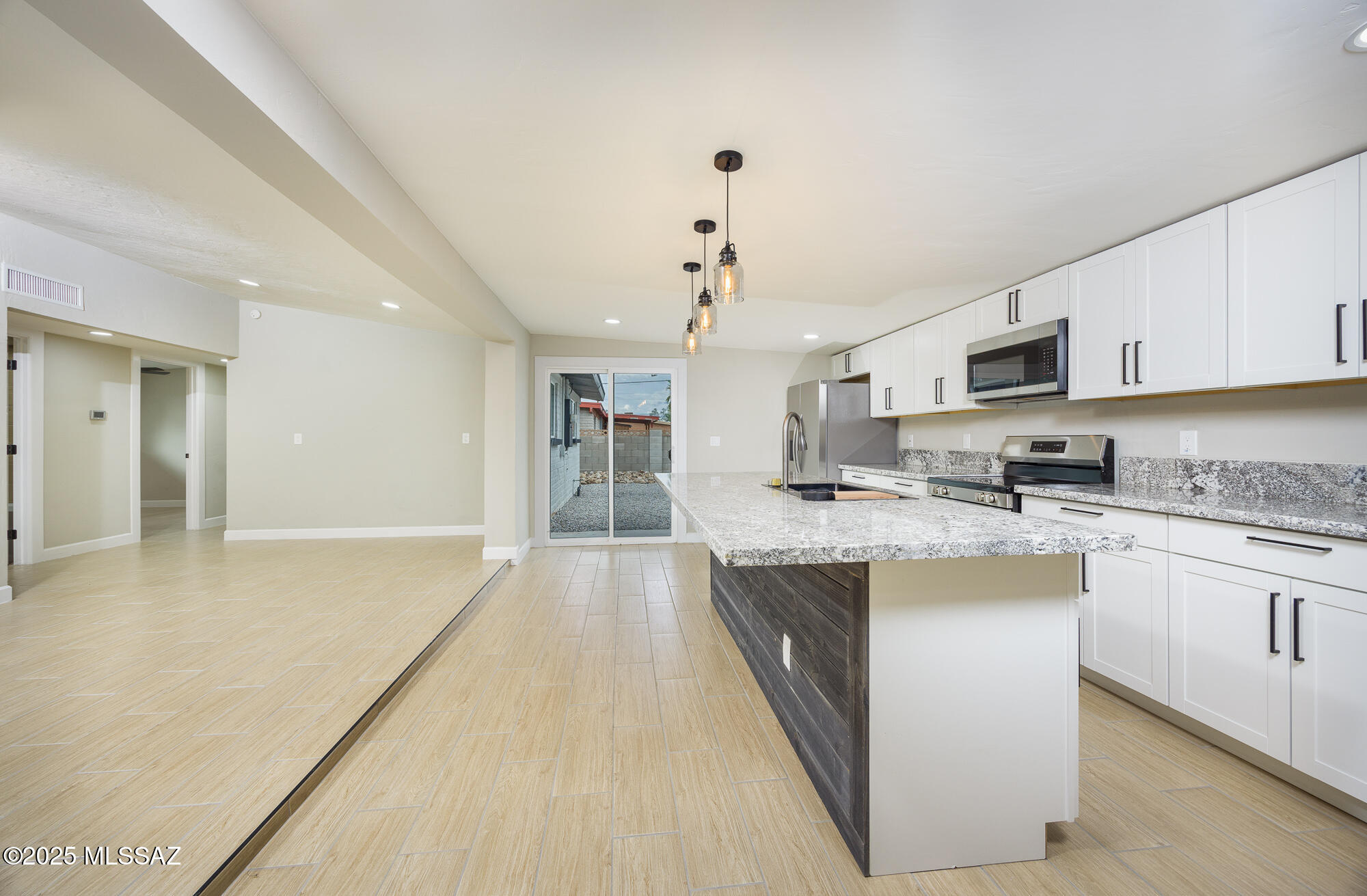 8442 E Pena Blanca Drive