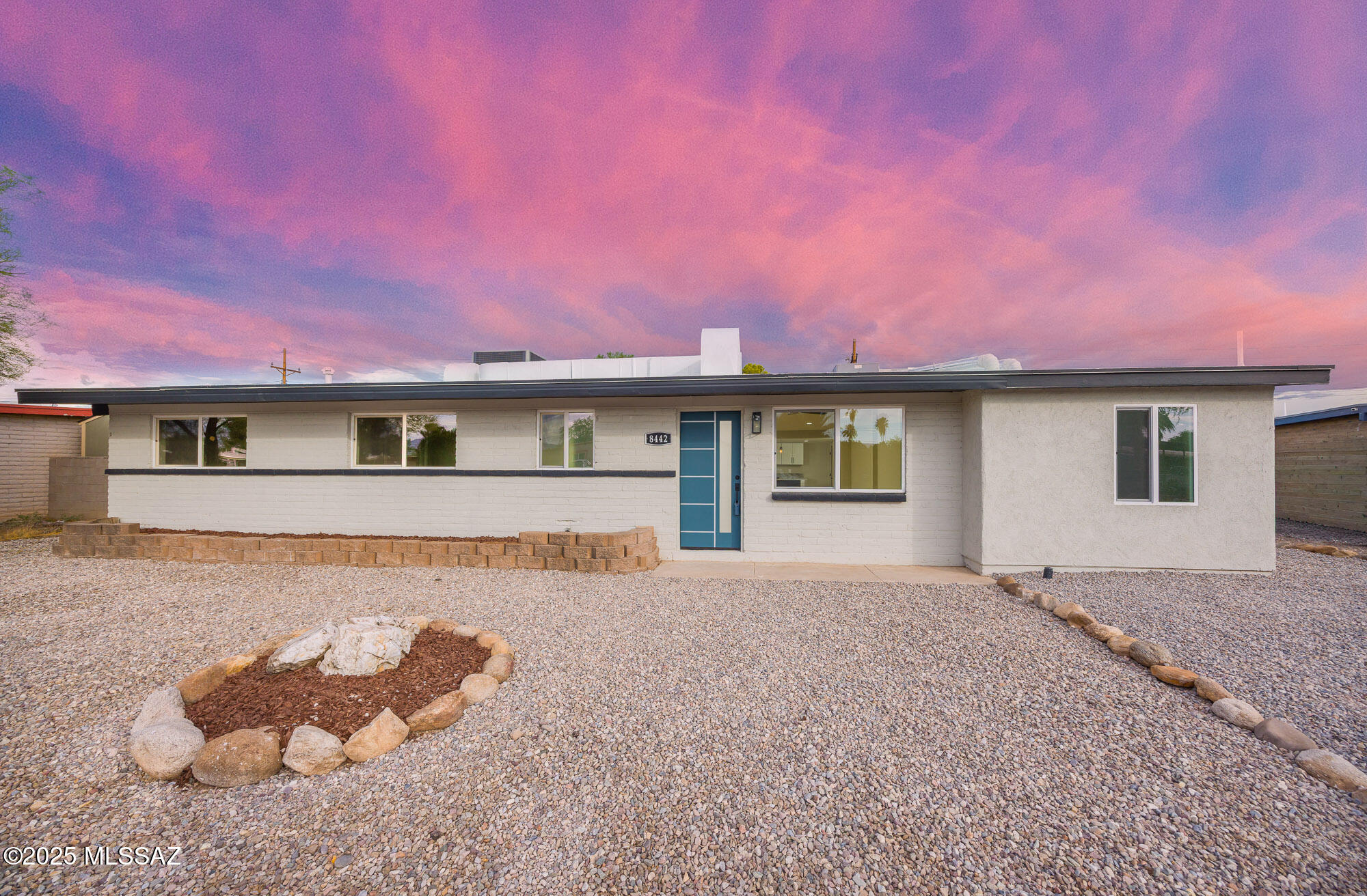 8442 E Pena Blanca Drive