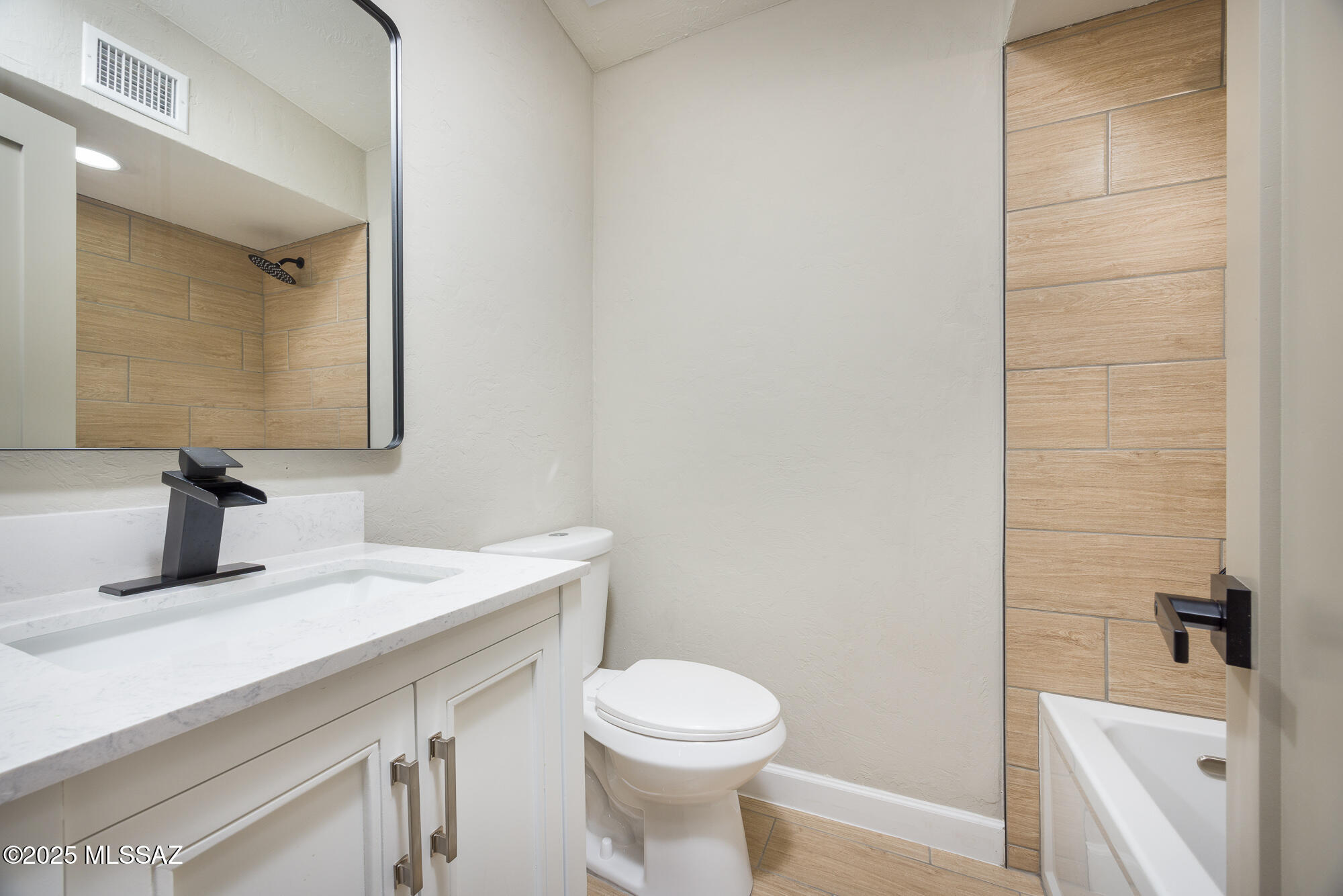 8442 E Pena Blanca Drive