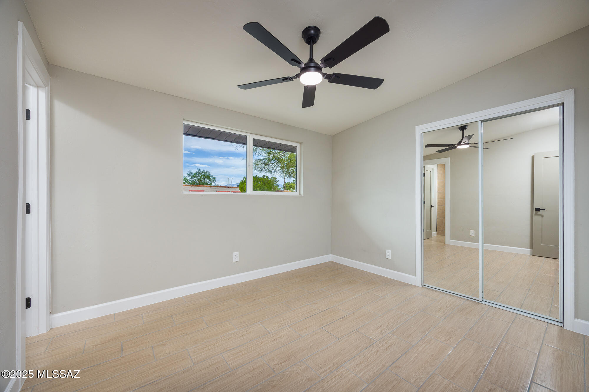 8442 E Pena Blanca Drive