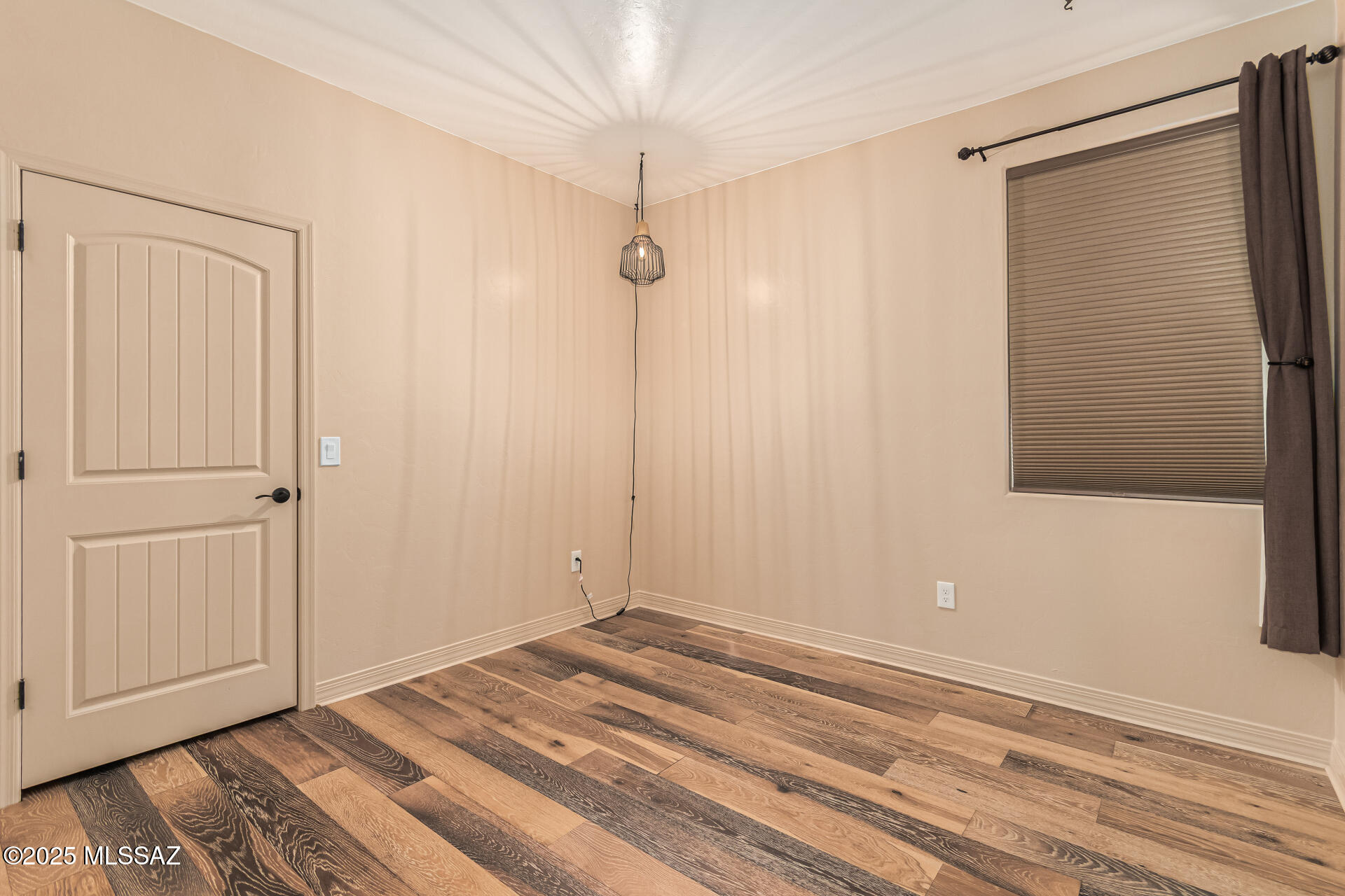 10317 S Wheel Spoke Lane