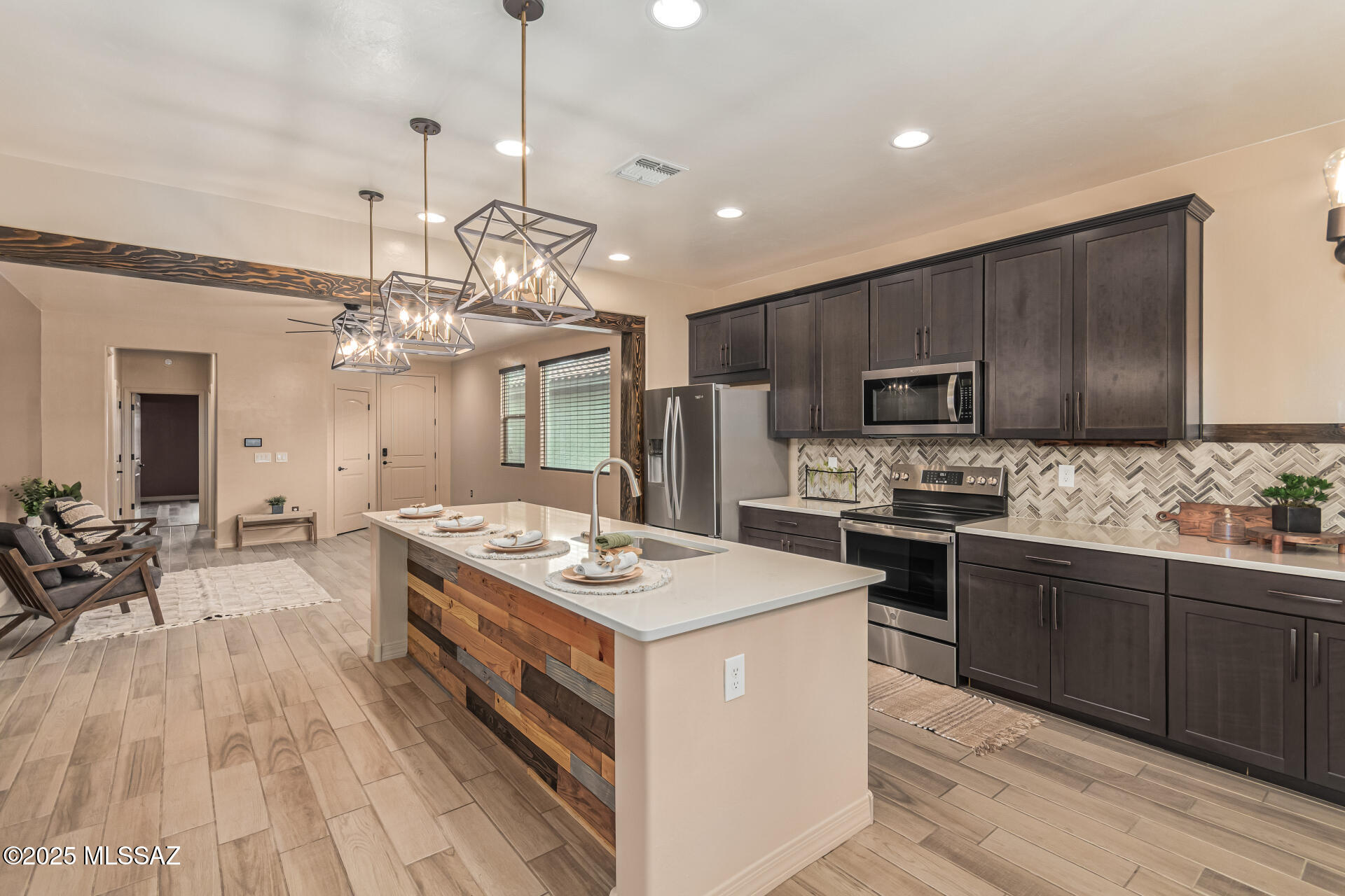 10317 S Wheel Spoke Lane