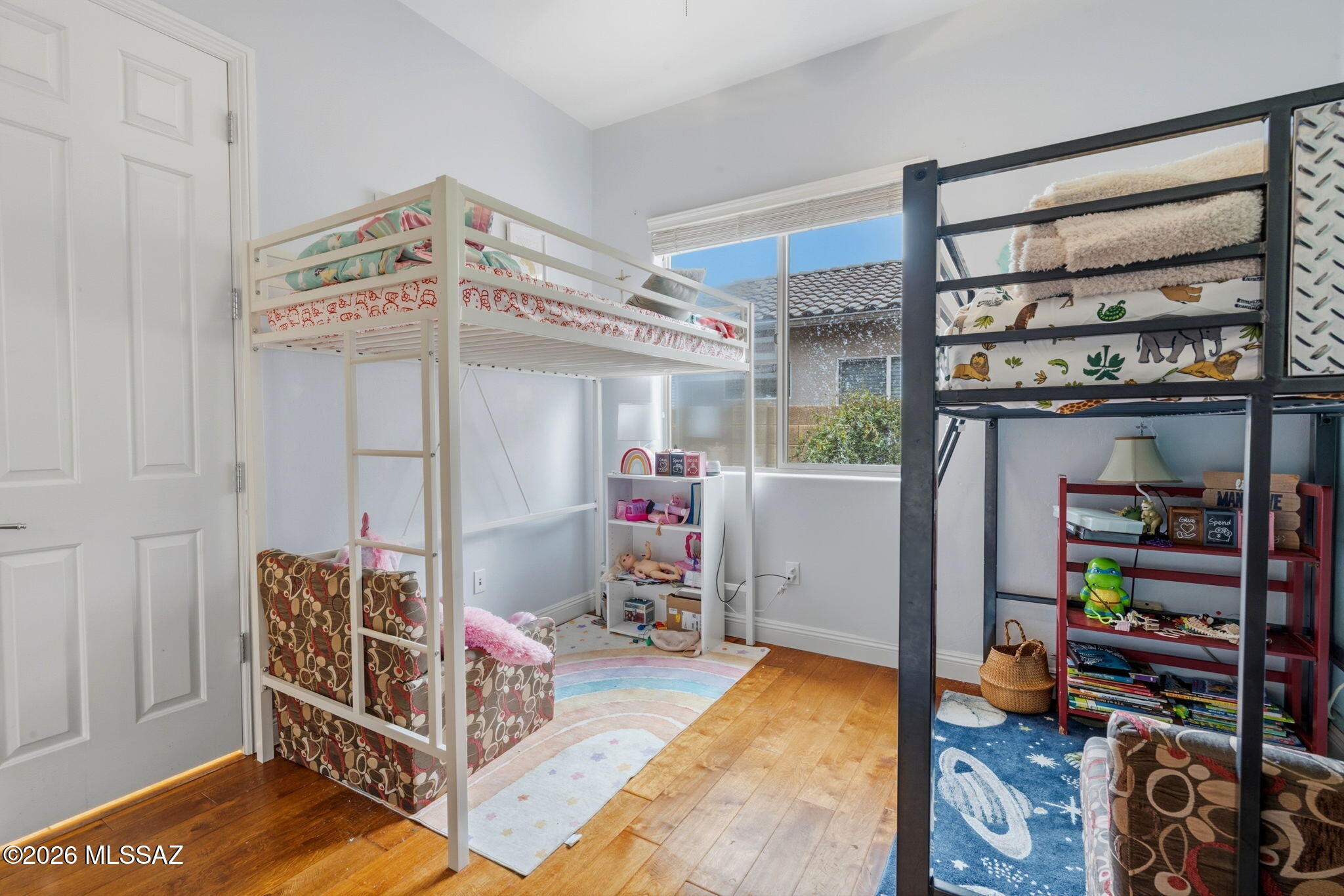 1220 W Calabria Court