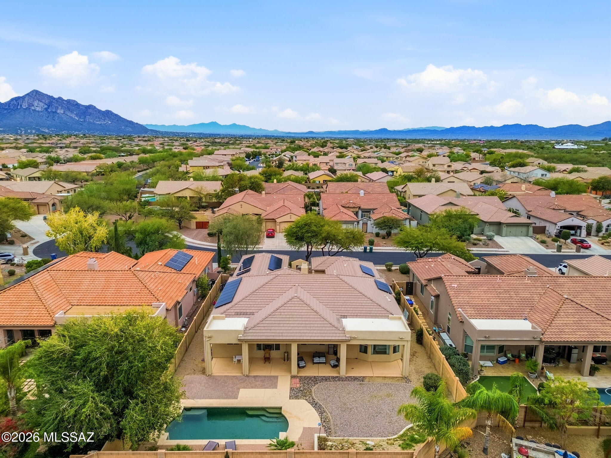 1220 W Calabria Court