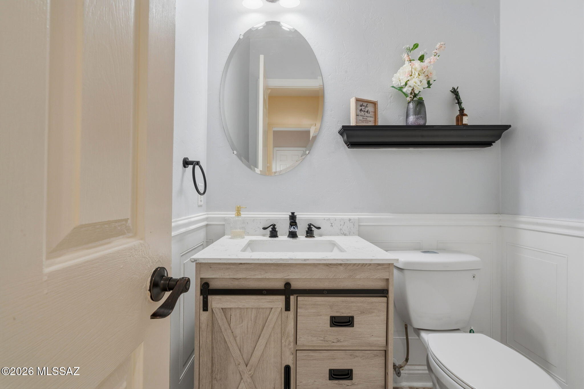 1220 W Calabria Court